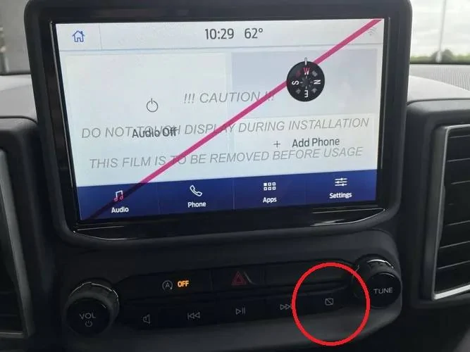 Ford Bronco Sport Sync display black Captur