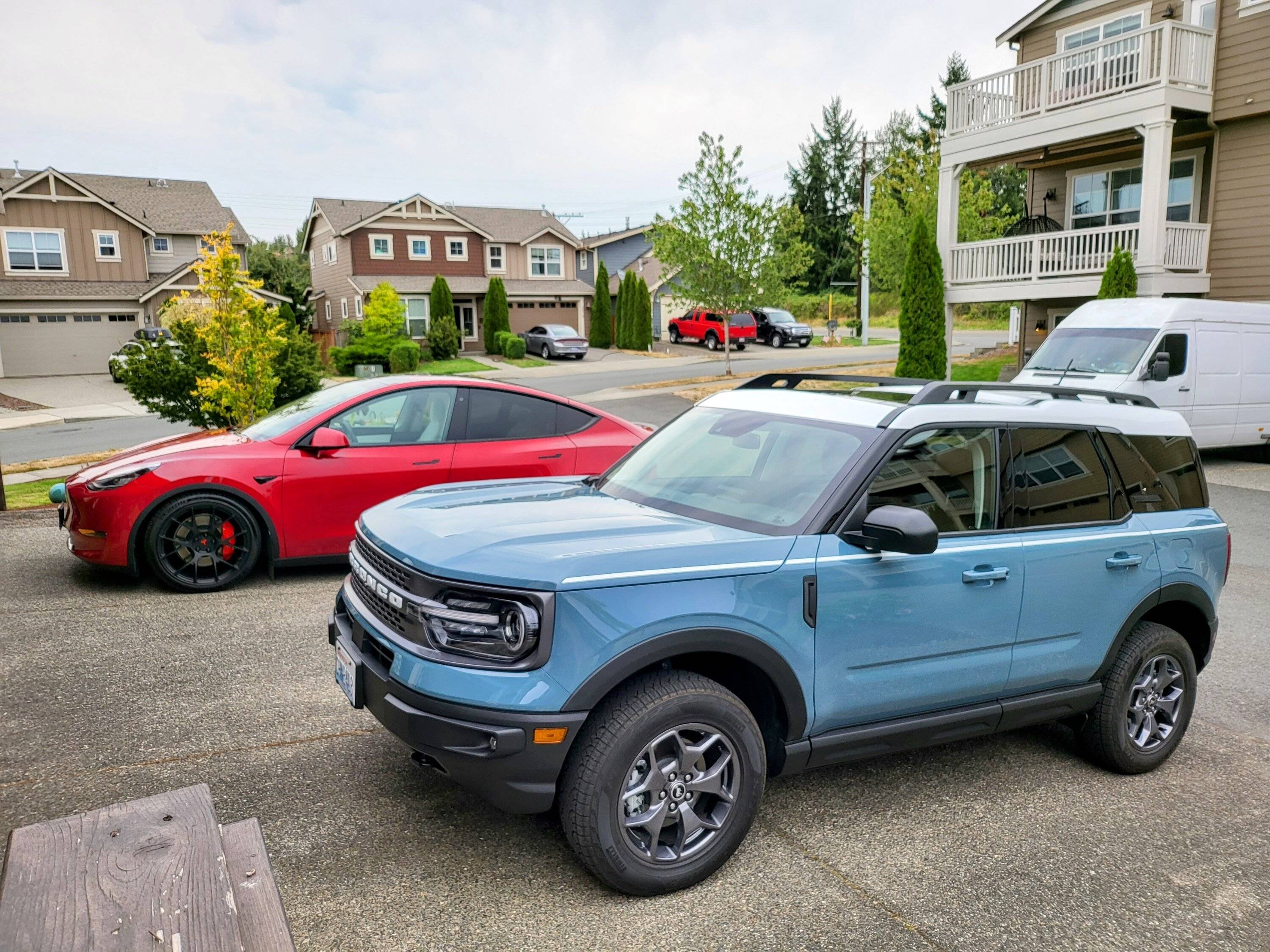 Ford Bronco Sport White roof wrap on Area 51 Bronco Sport 20230805_134036~2
