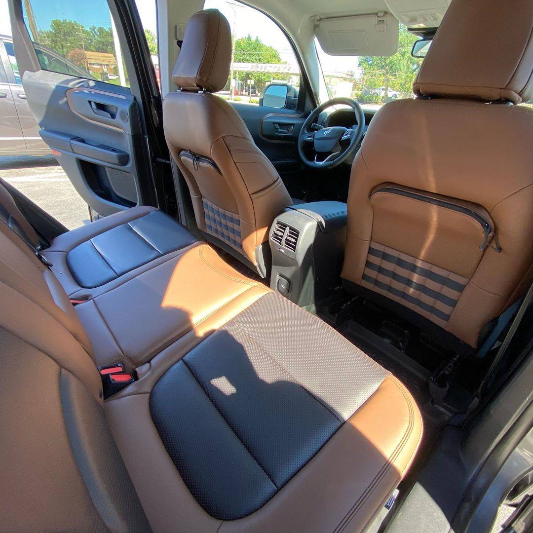 Ford Bronco Sport Official CARBONIZED GRAY Bronco Sport Thread Carbonized Gray 2021 Bronco Sport Exterior and Interior 120004894_172072431154146_577051000101