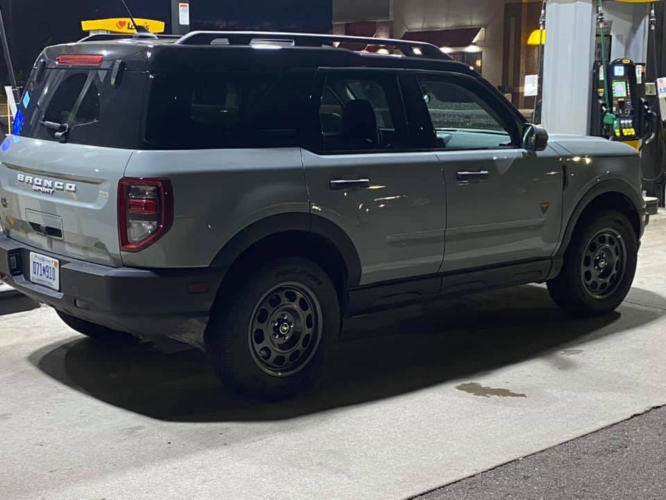 Ford Bronco Sport Official CACTUS GRAY Bronco Sport Thread Cactus Gray Bronco Sport Badlands NIght 1