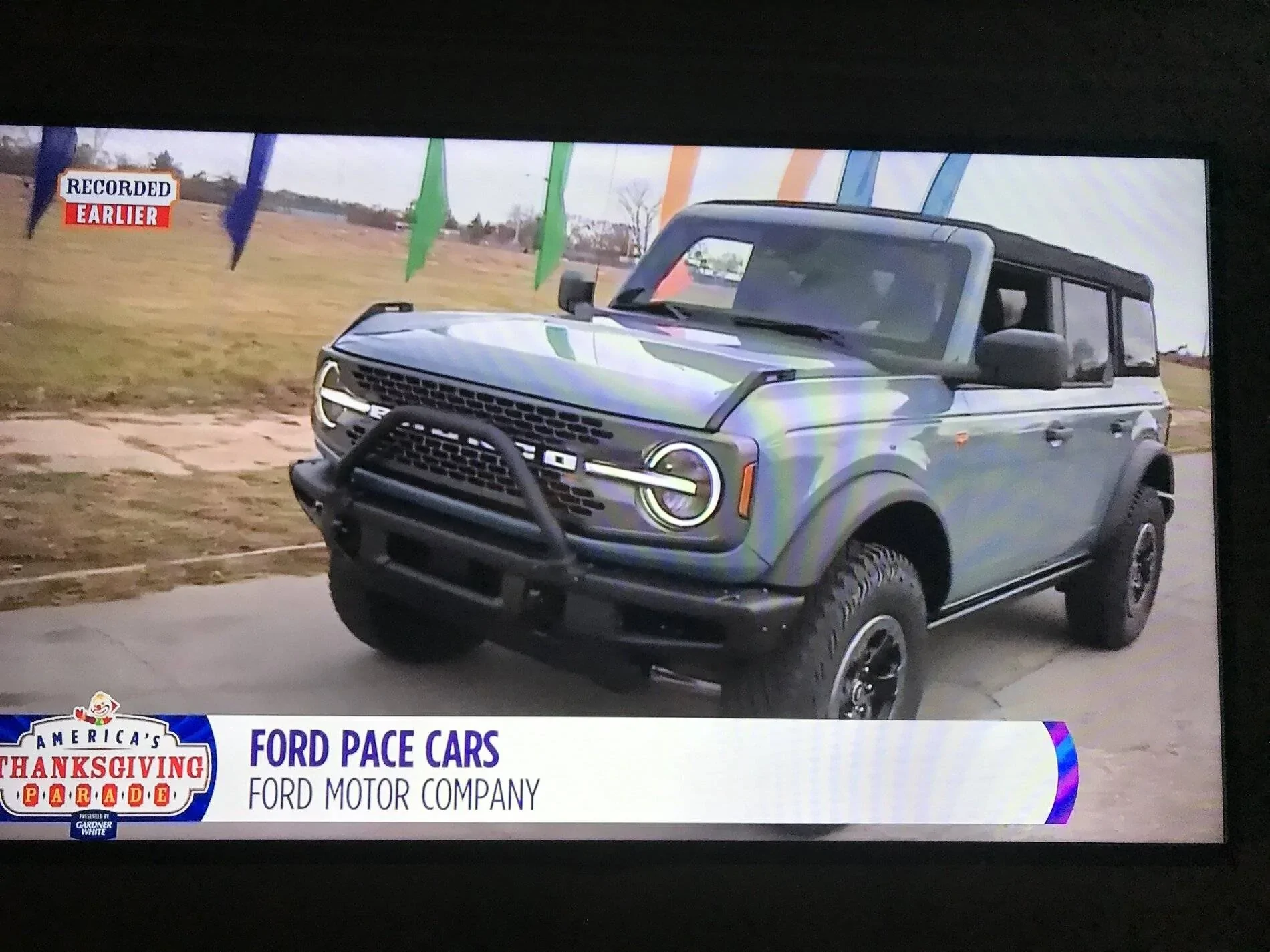 Ford Bronco Sport Bronco Sport pace car in Detroit Thanksgiving Day Parade 8ce57123-a67a-44fb-b335-292f7998407f-jpeg
