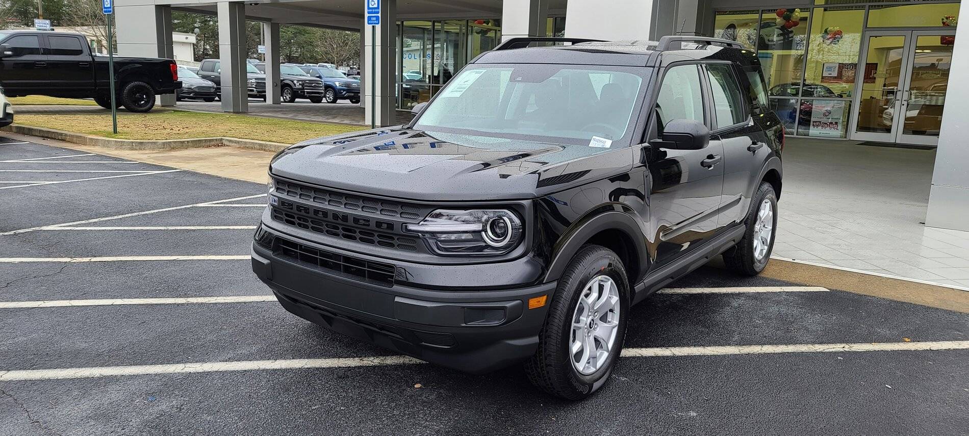Ford Bronco Sport Finally, The Base model appears. 20201204_104258