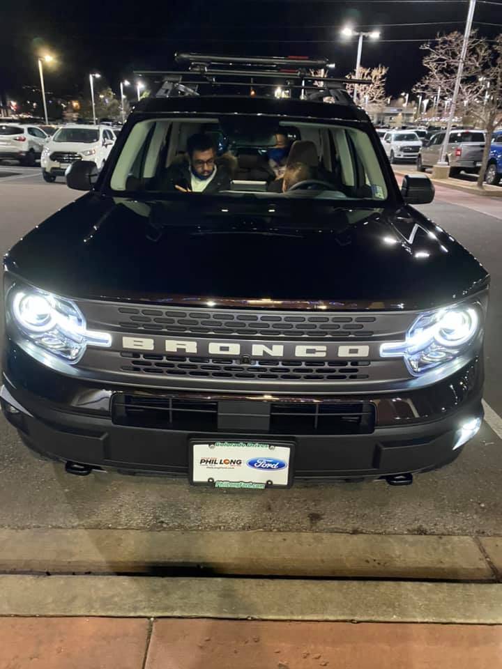 Ford Bronco Sport OFFICIAL KODIAK BROWN Bronco Sport Thread Bronco Sport Kodiak Brown at night dark 2