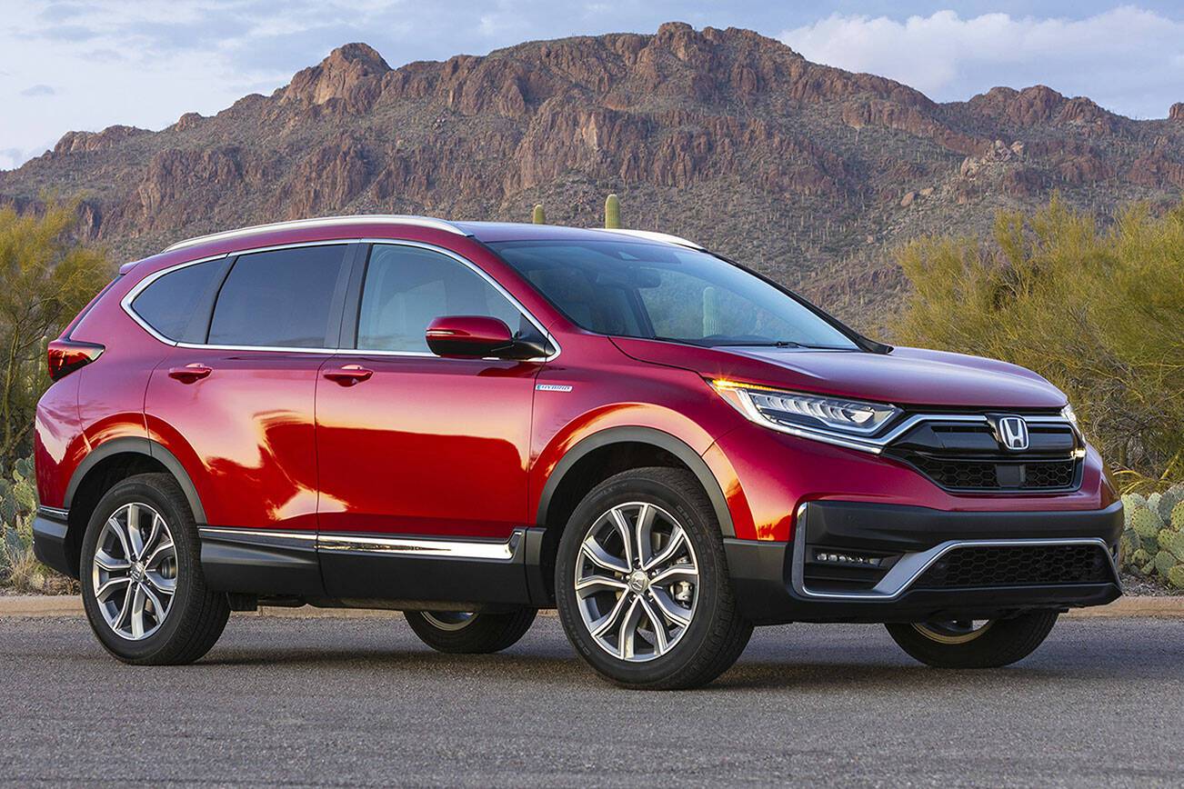 Ford Bronco Sport How does the Bronco Sport compare to the new CR-Vs? 26833626_web1_TSR-2022-Honda-CR-V-Hybrid_front