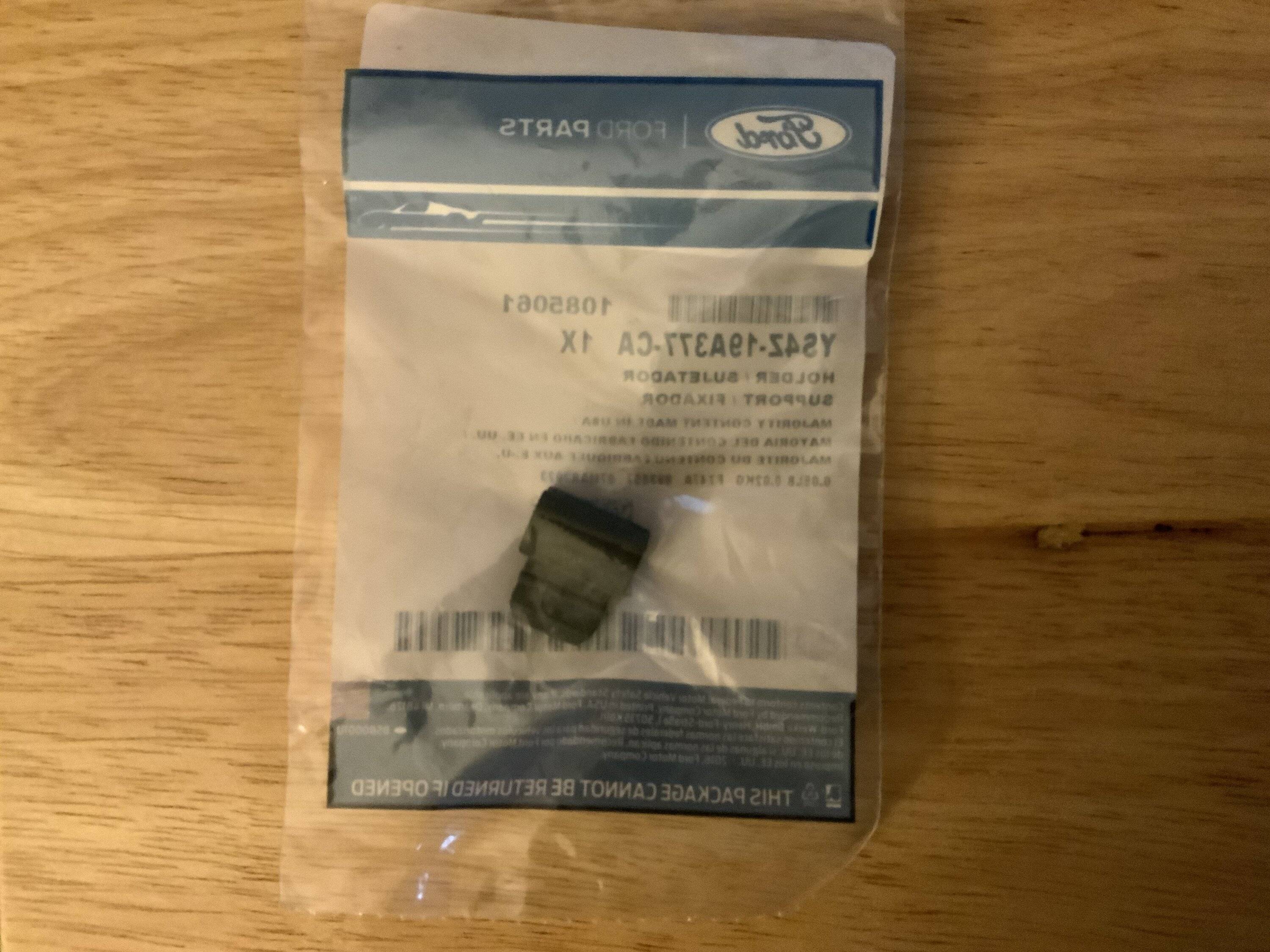 Ford Bronco Sport Ordered the deleted pencil holder IMG_4268