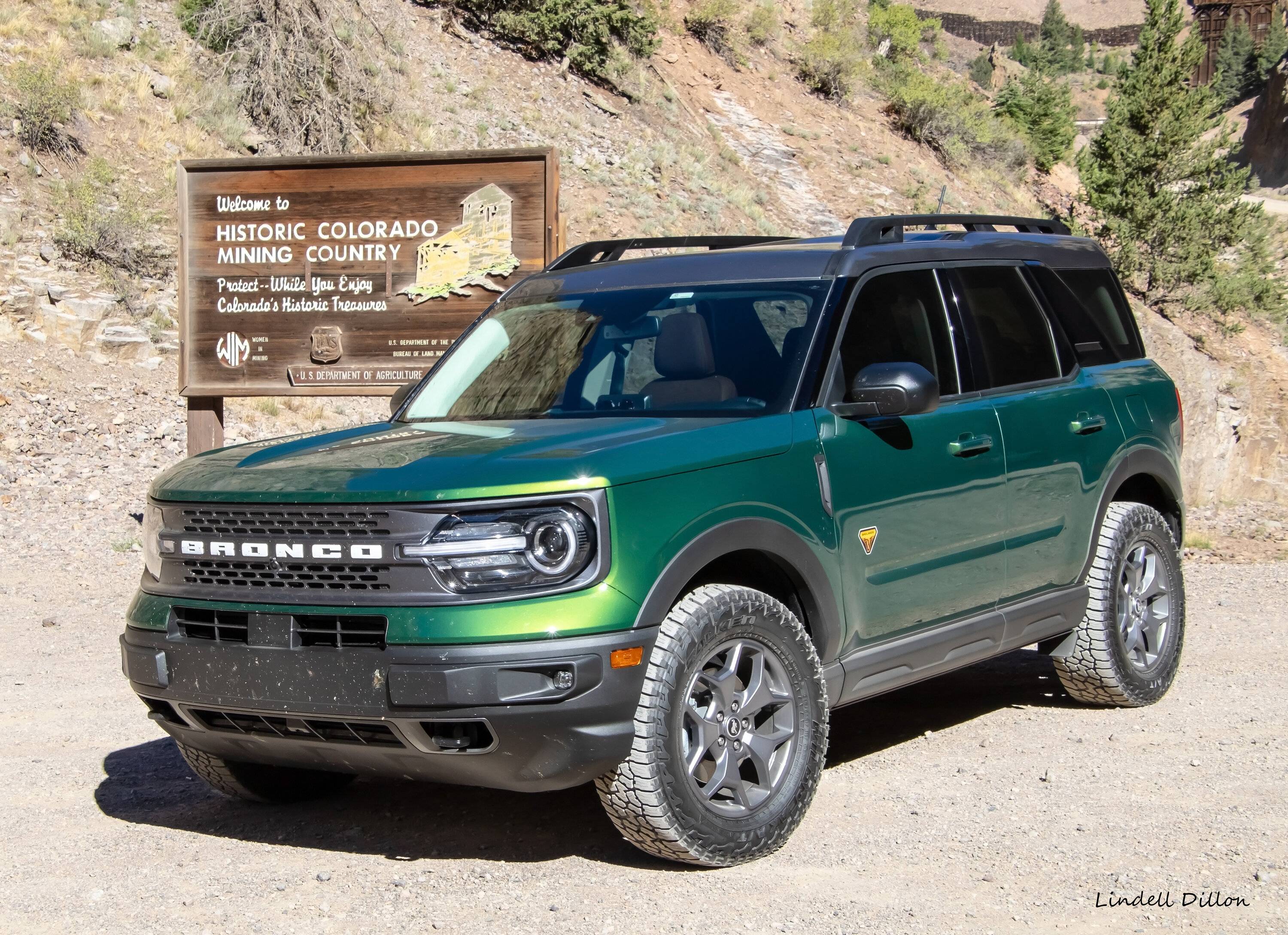 Ford Bronco Sport Thinking about painting the roof 53172990552_2b04a79570_o