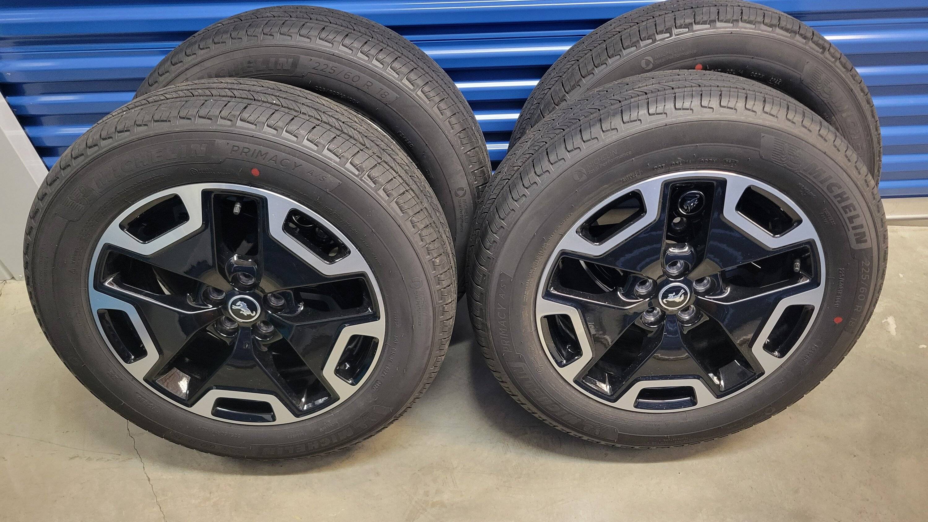 Ford Bronco Sport 18 inch Outer Banks wheels and tires (Canada,BC) 20230810_212750