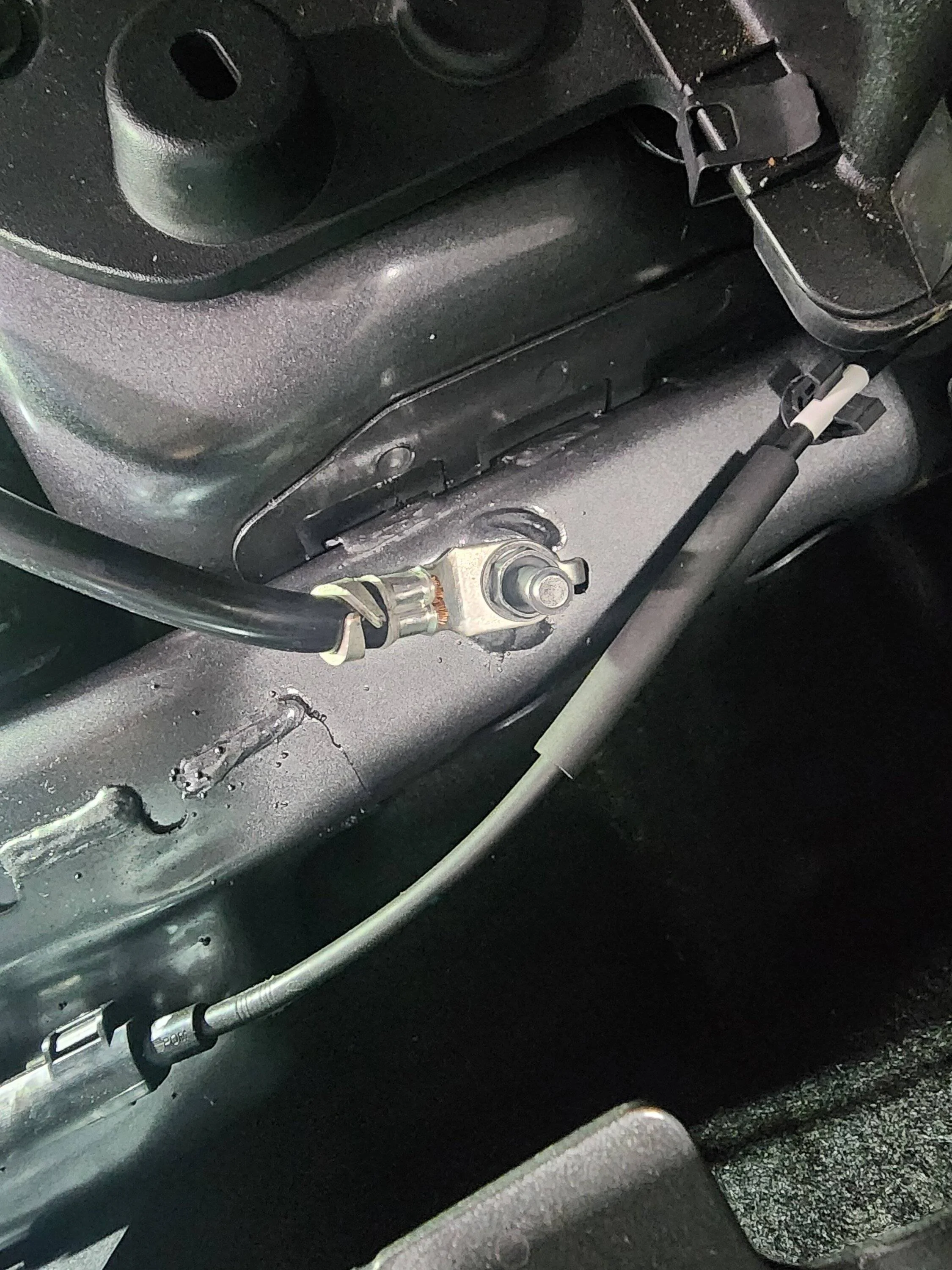 Ford Bronco Sport Battery Tender 20231009_095812