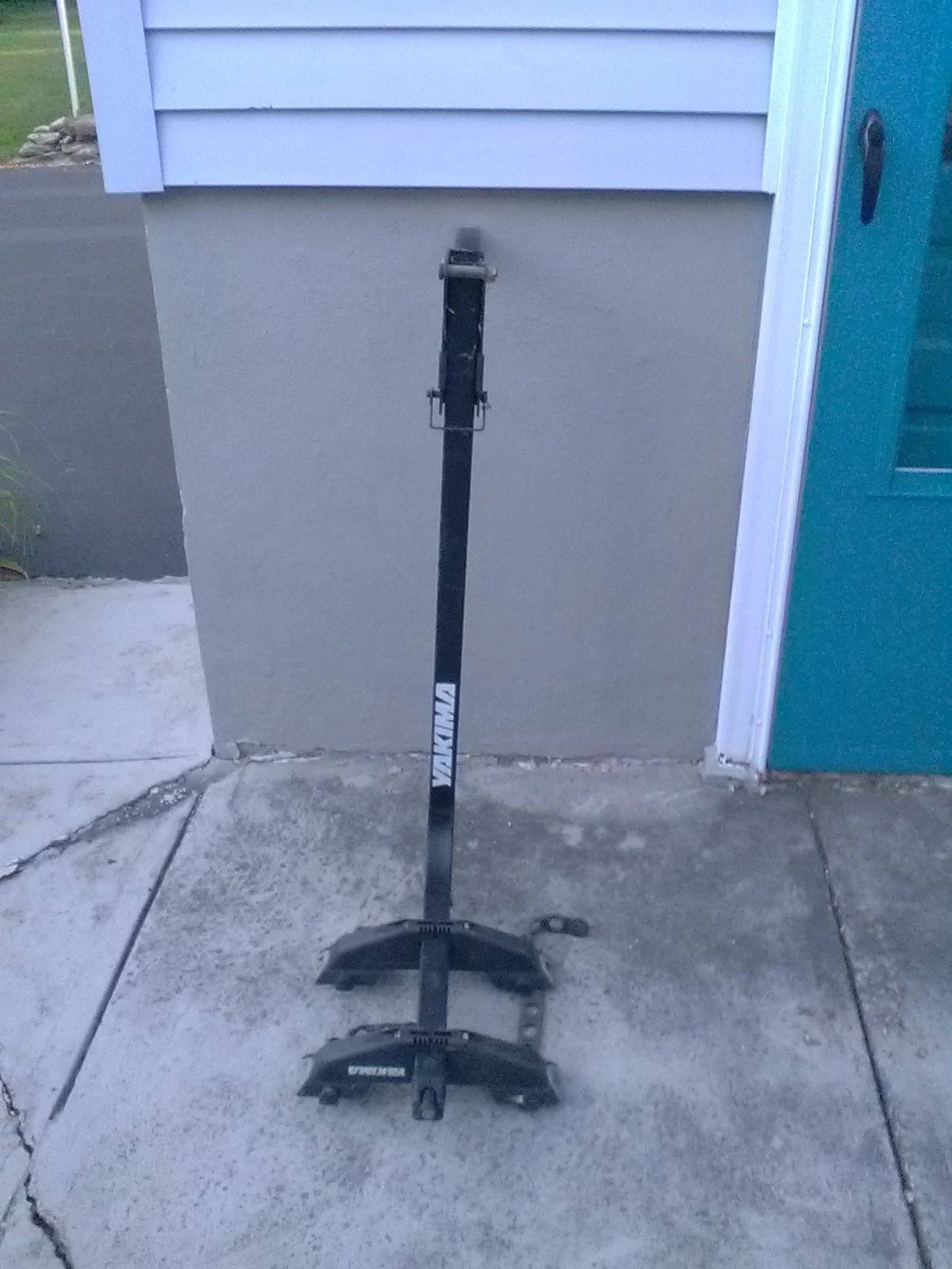 Ford Bronco Sport Yakima bike rack KIMG0066