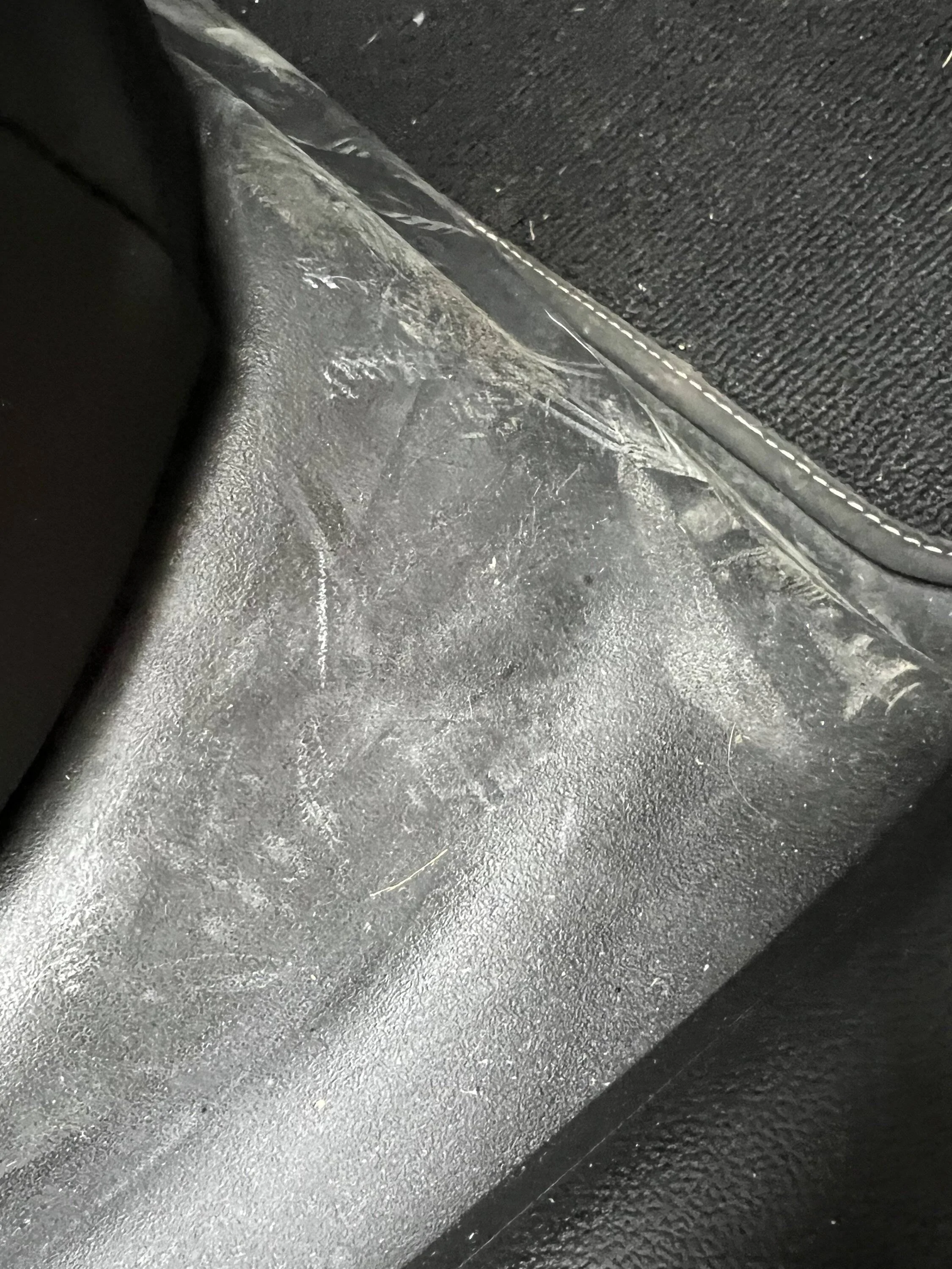 Ford Bronco Sport The rubber floor scuffs easily? IMG_2041