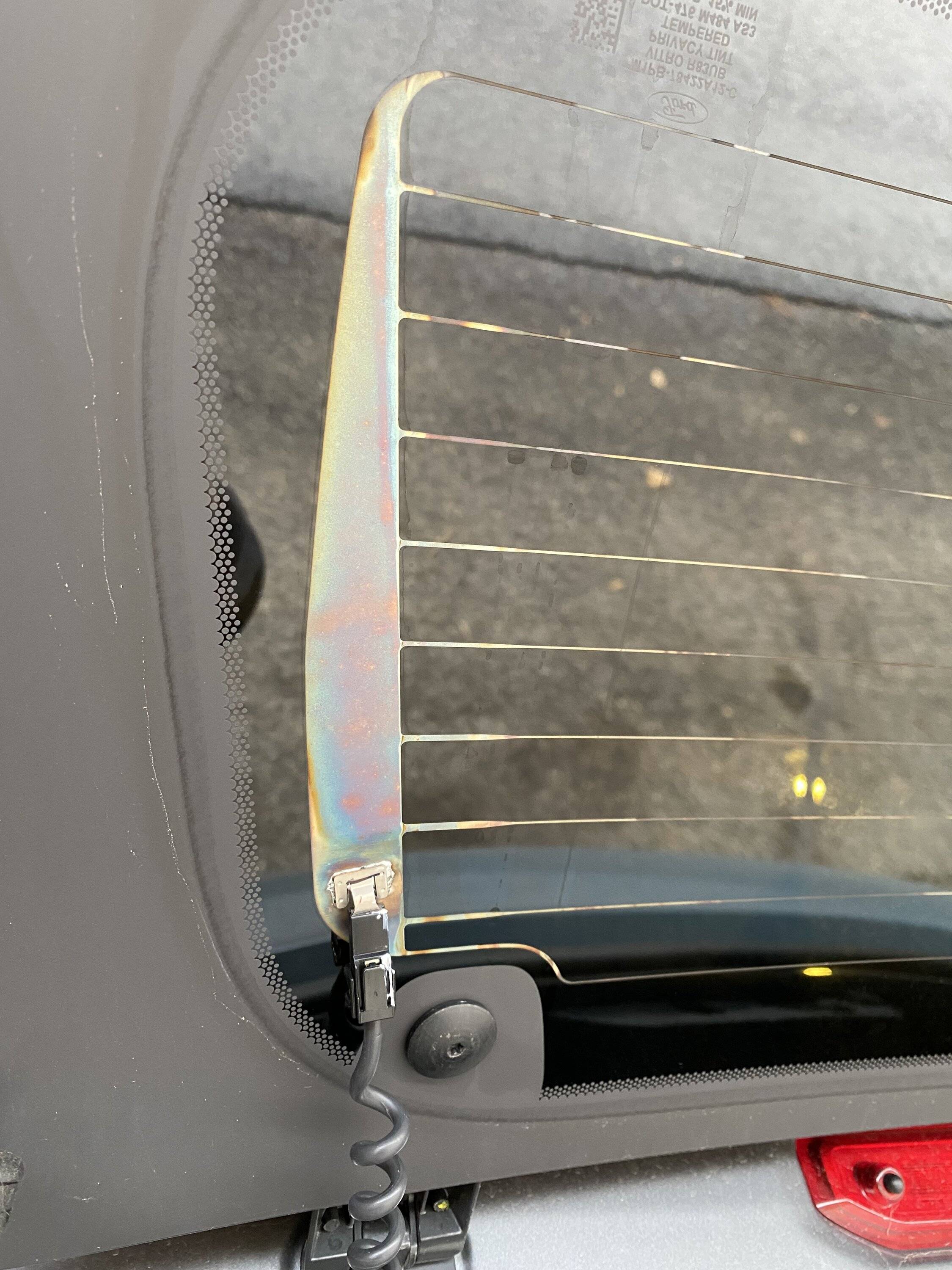 Ford Bronco Sport Rear Defroster Problem? IMG_0877