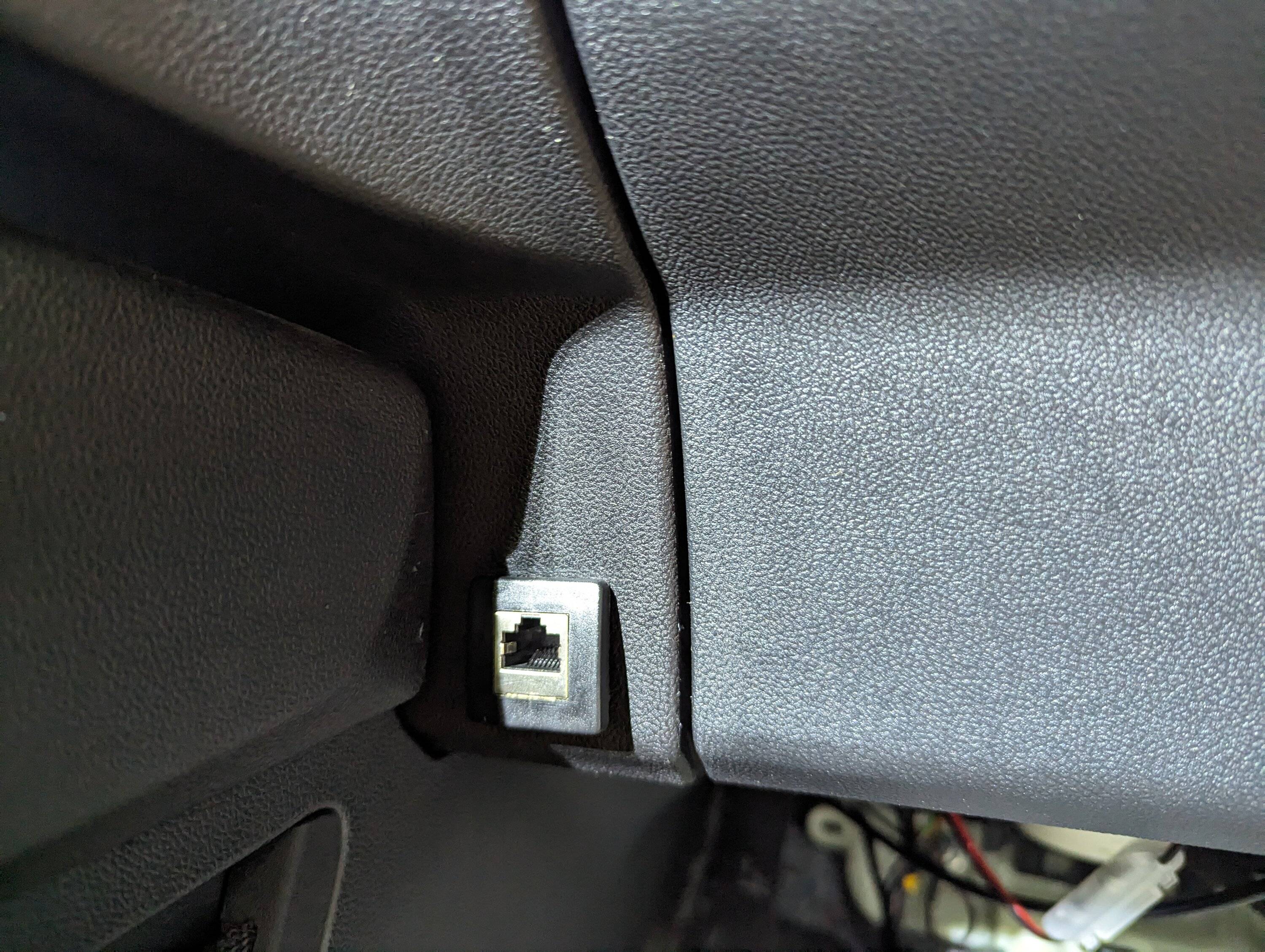 Ford Bronco Sport Transceiver Installation thread  (Ham, CB, GMRS). Radio unit and antenna installation on Bronco Sport PXL_20231026_210605998