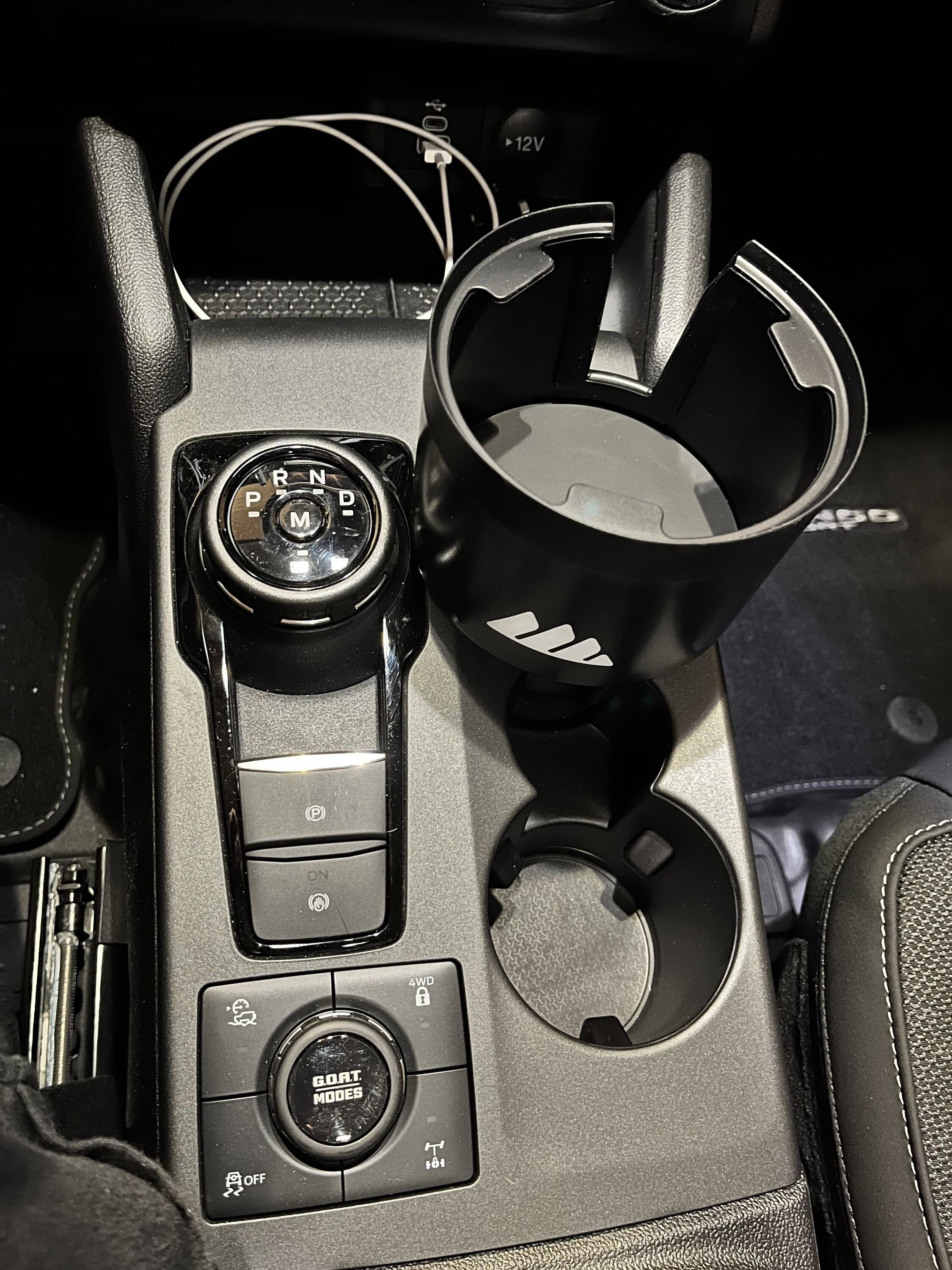 Ford Bronco Sport Cup of coffee or a Water bottle? IMG_2094