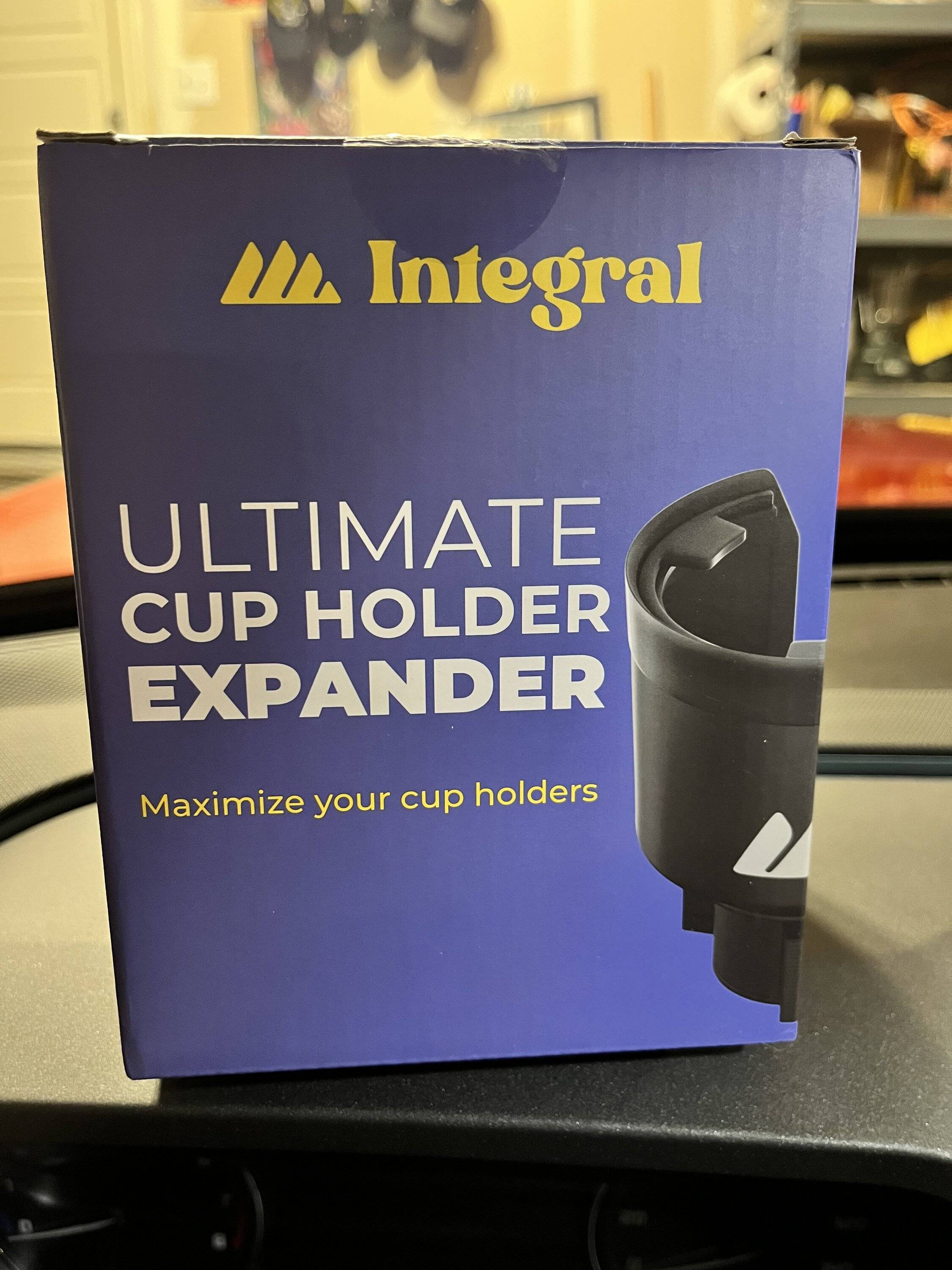 Ford Bronco Sport Cup of coffee or a Water bottle? IMG_2096