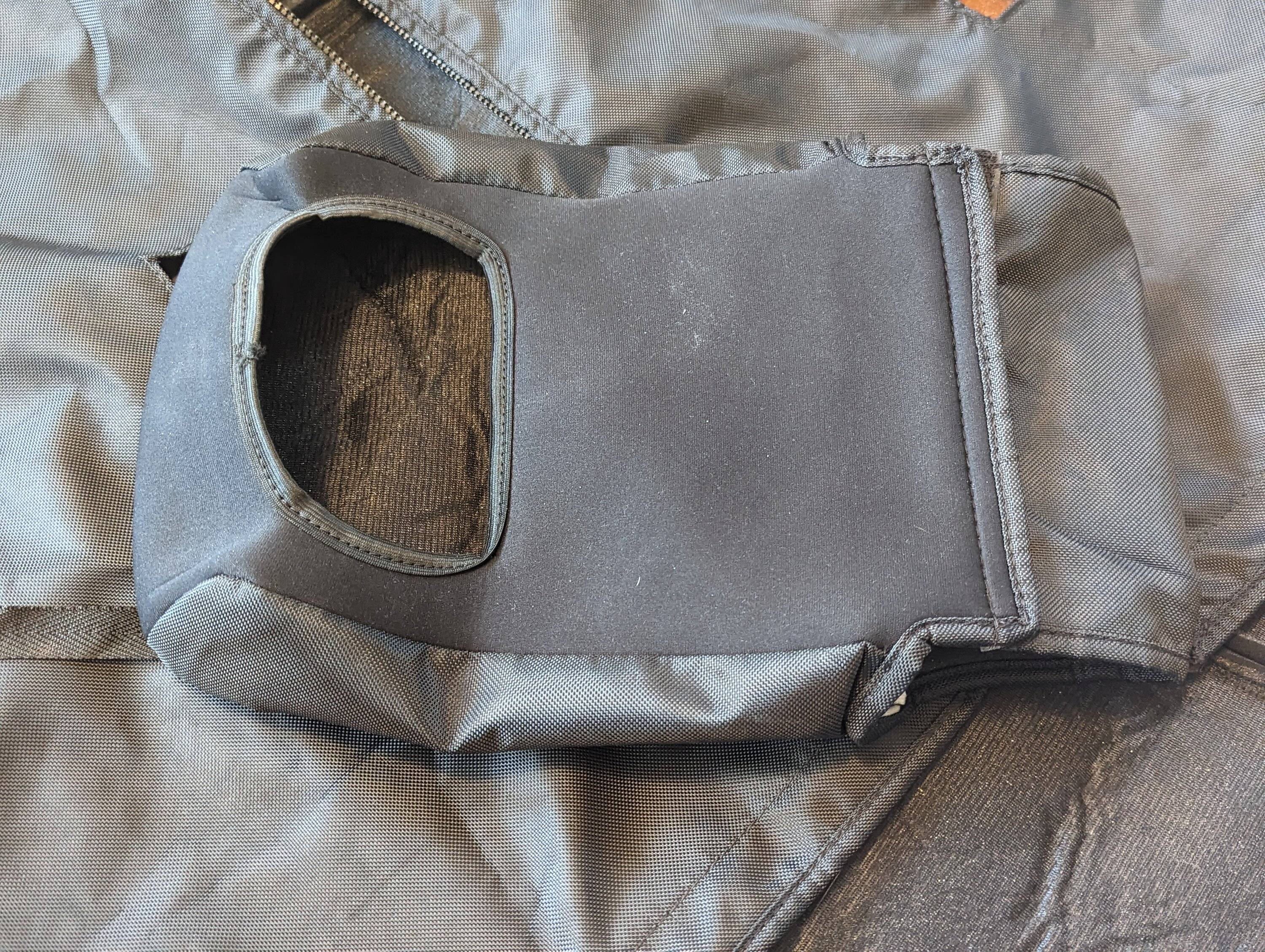 Ford Bronco Sport For Sale: Neoprene Rear Seat Cover Set by CoverKing USED PXL_20231122_204017362