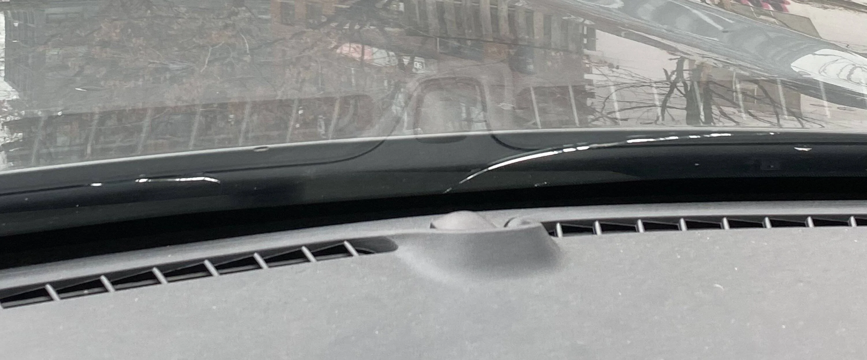 Ford Bronco Sport Now the windshield! 030940A7-9A65-4911-8FFD-EC2B130E98E5