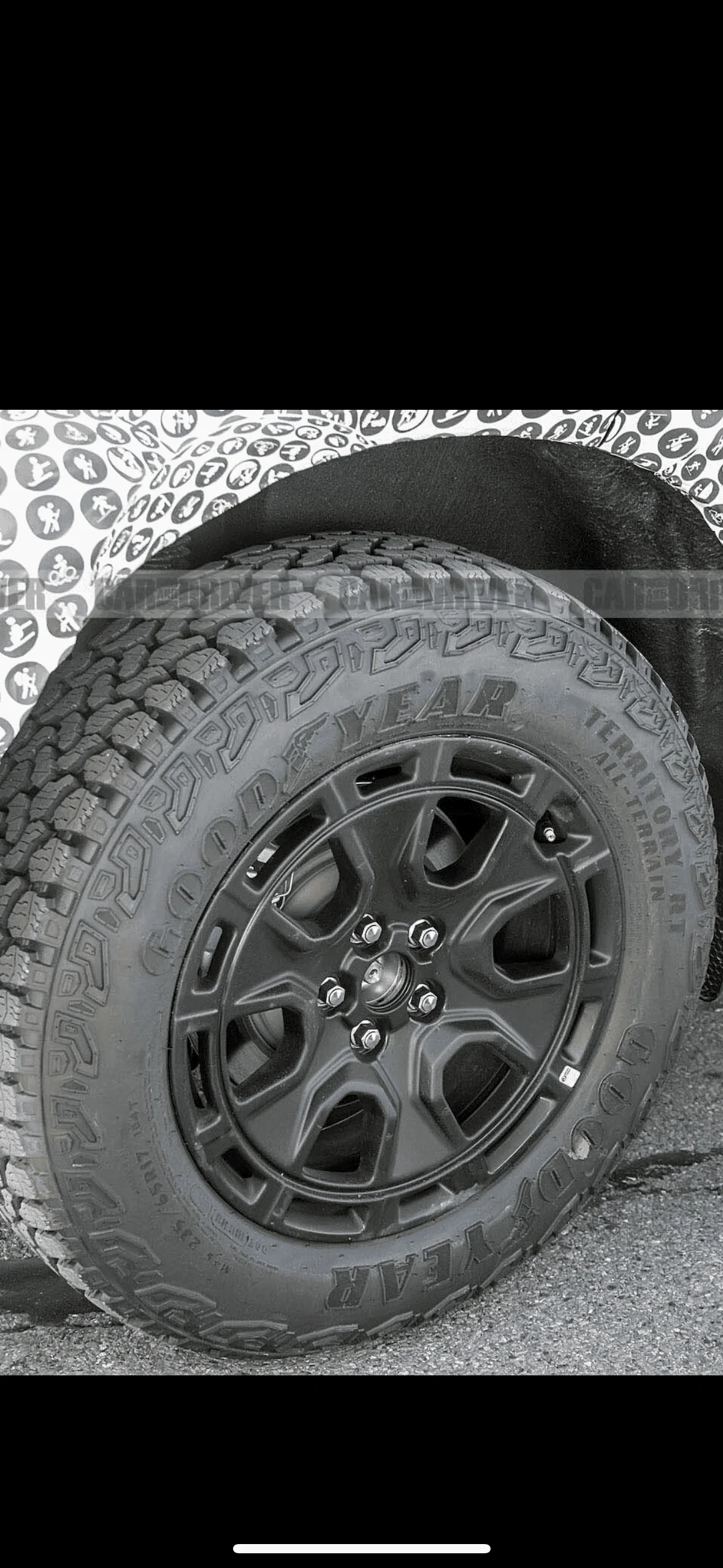 Ford Bronco Sport 2025 Bronco Sport prototype's tires are Goodyear Wrangler Territory AT tires IMG_0792