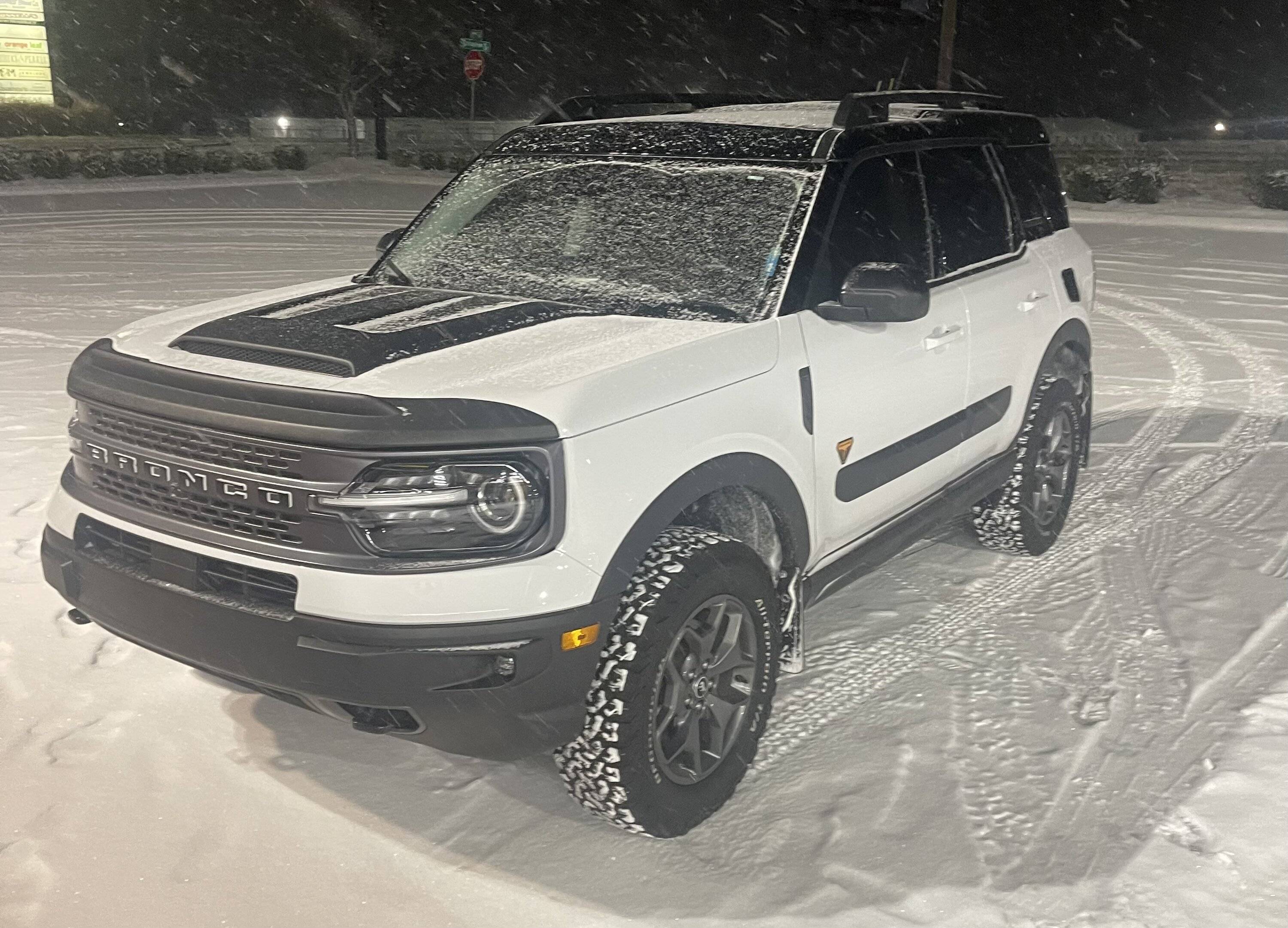 Ford Bronco Sport ❄️ My dear Bronco Sport's first snowfall! Share yours IMG_4368