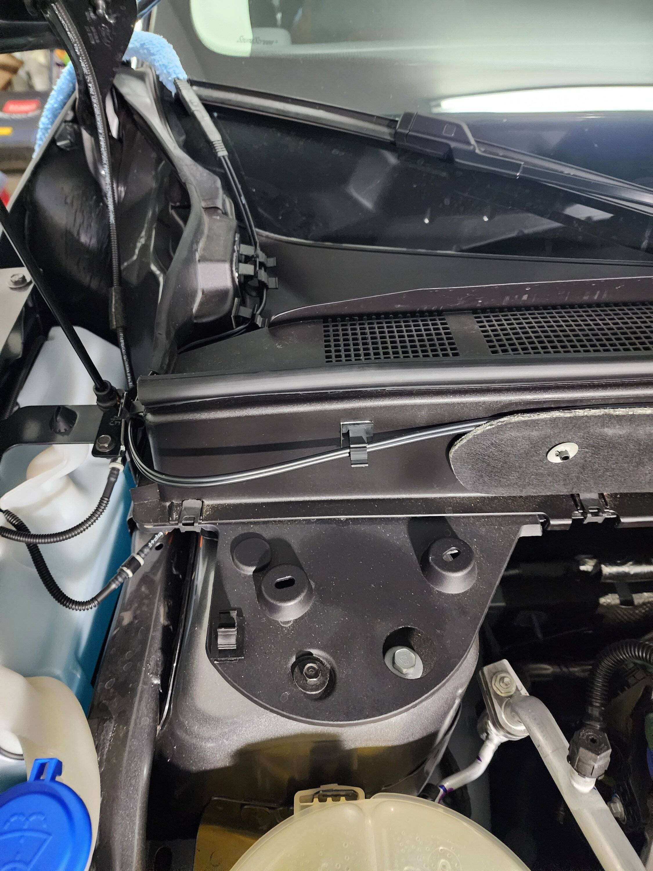 Ford Bronco Sport Trickle charger advice 20240122_092950