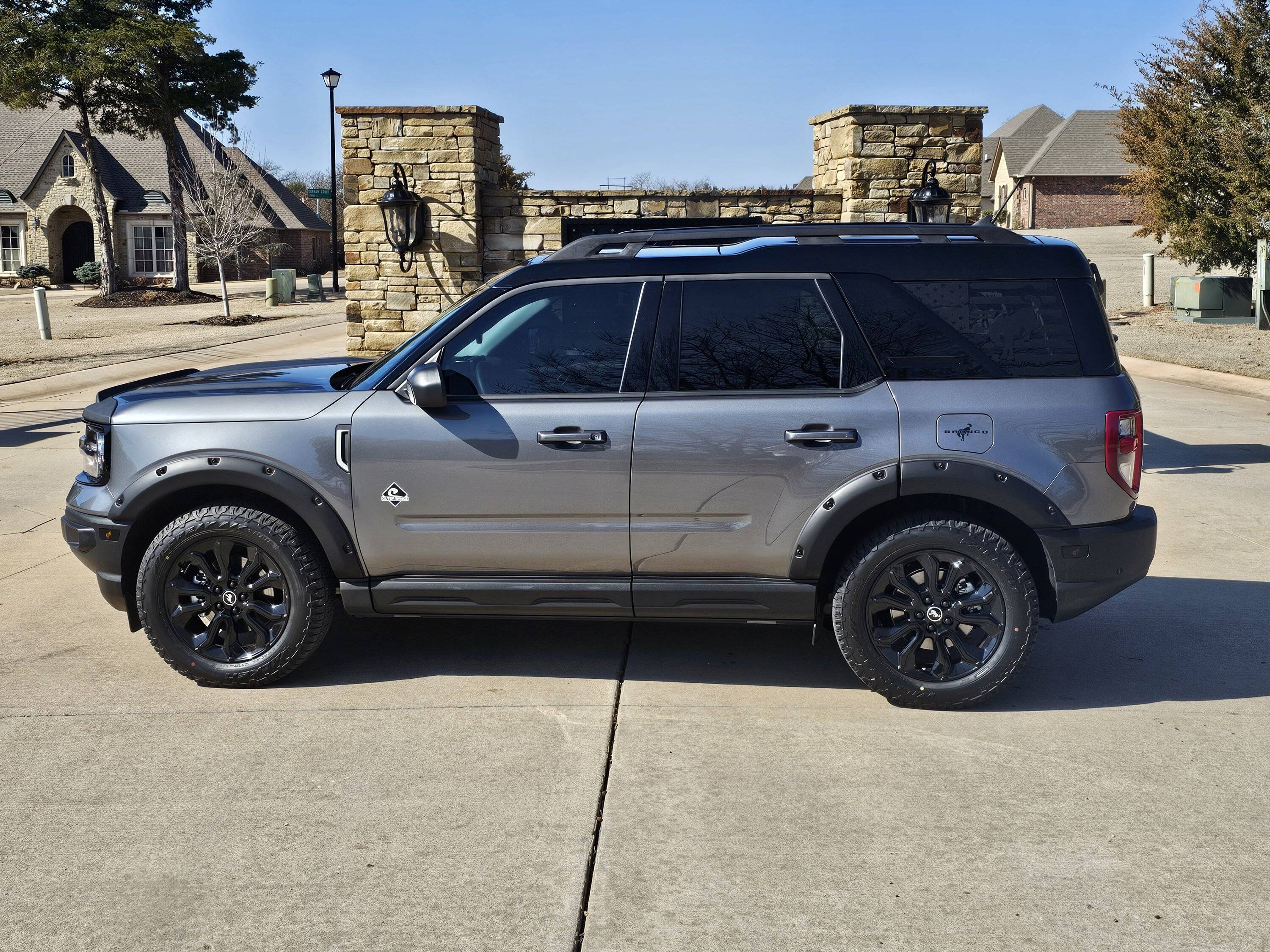 Ford Bronco Sport New BRONCO SPORT 18" WHEEL KIT - GLOSS BLACK (M-1007K-S187BSGB} from Ford Performance -- thoughts?? 20240216_113655