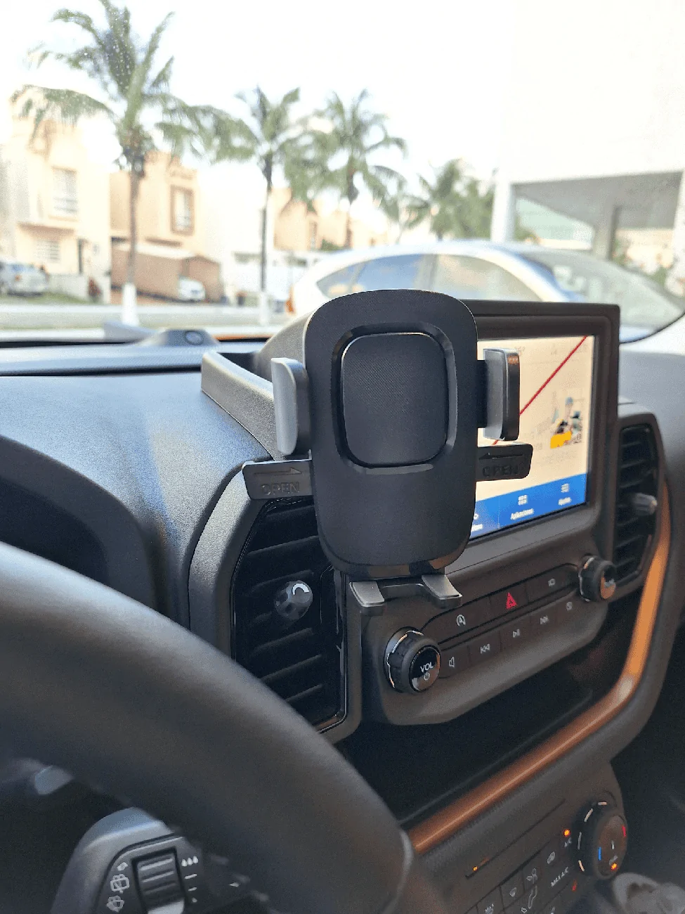Ford Bronco Sport What are y'all doing for a phone mount? 20240209_180056