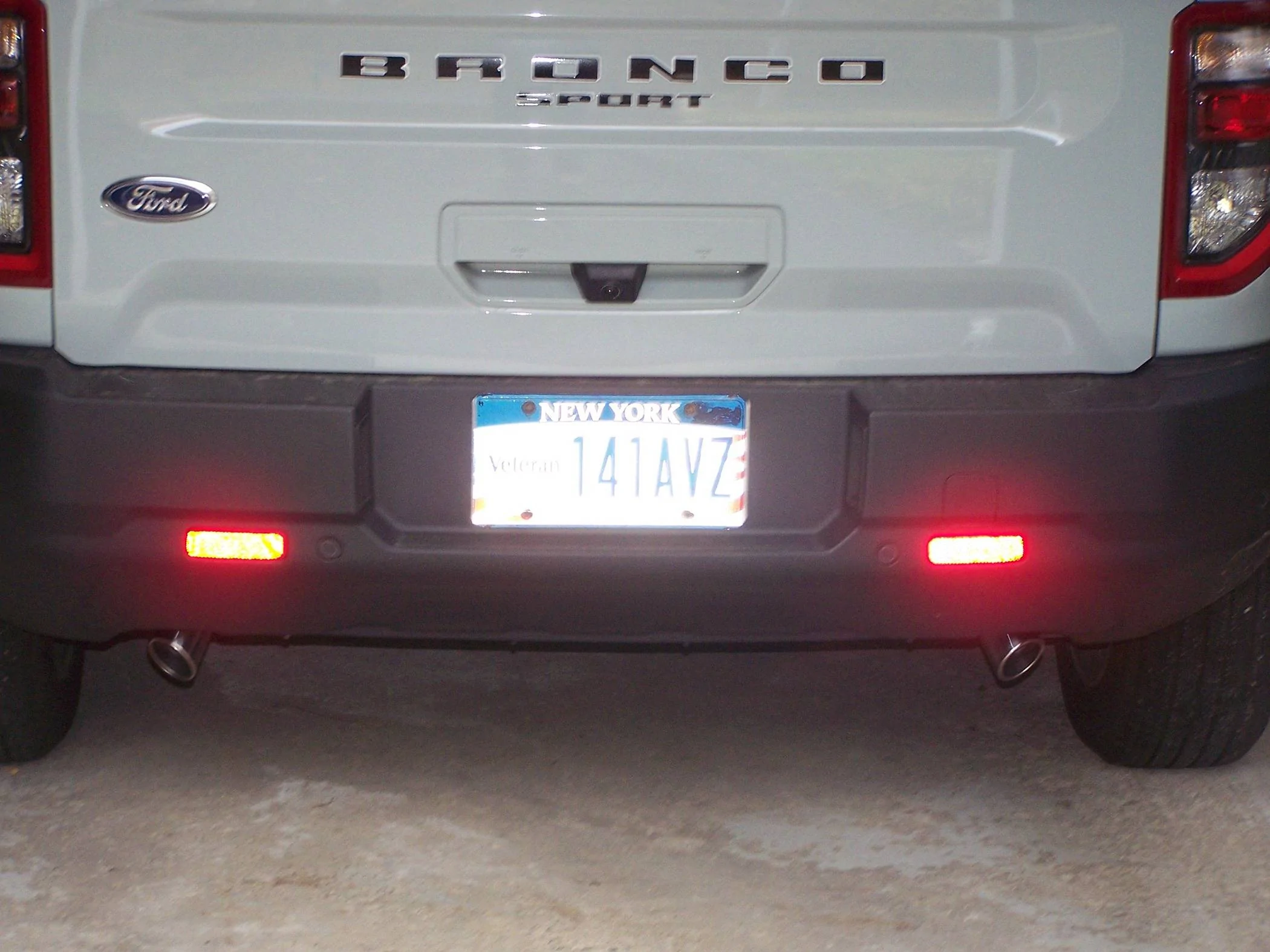 Ford Bronco Sport Anyone add dual exhaust tips? 100_6847