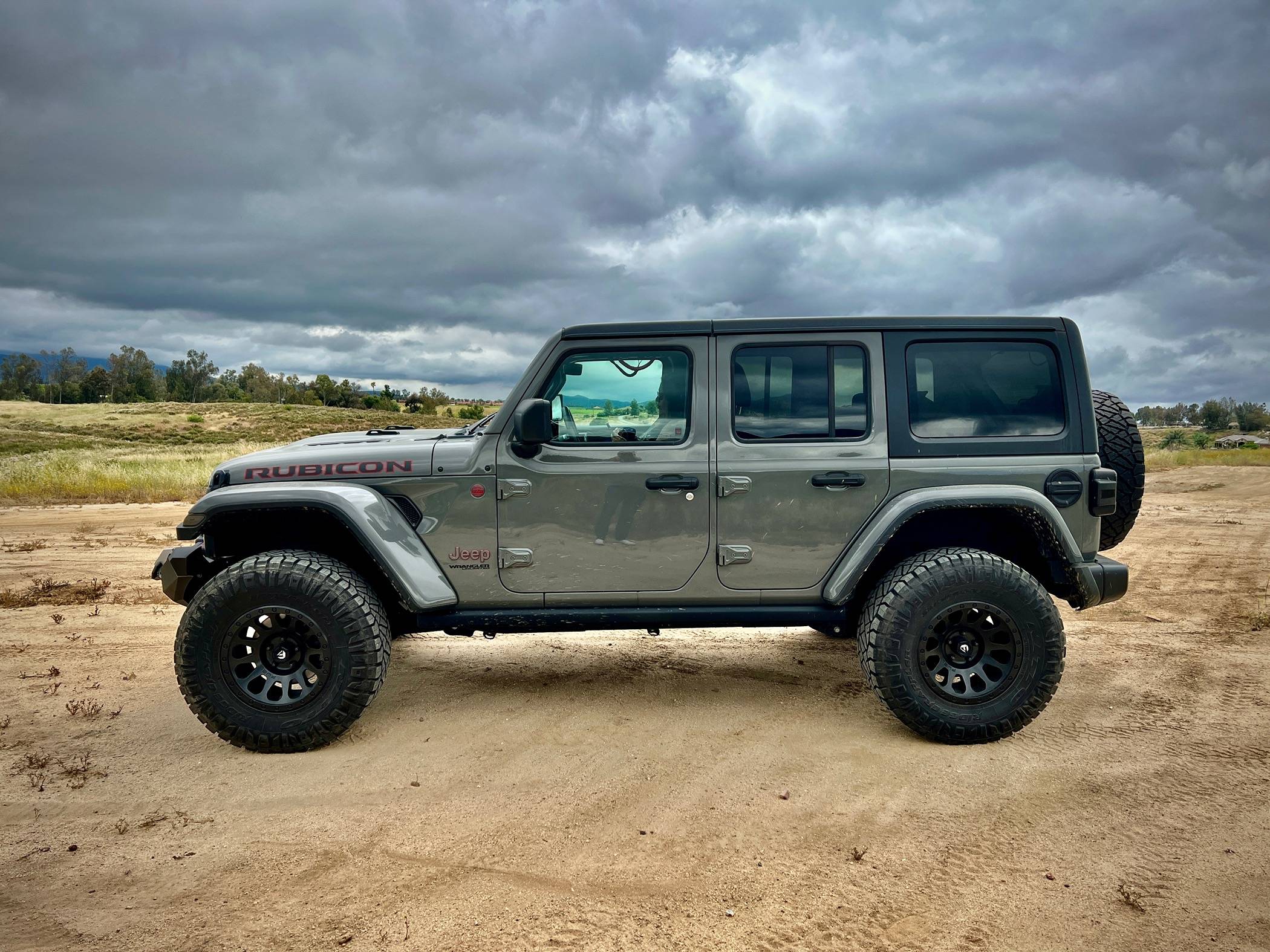 Ford Bronco Sport Nitto Ridge Grappler VS Falken Wildpeak AT3W -- feedback / reviews? IMG_1335.JPG