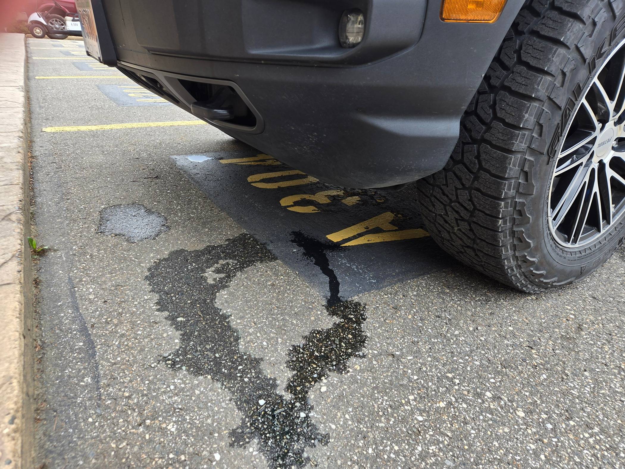 Ford Bronco Sport Windshield washer leak 20240424_162908