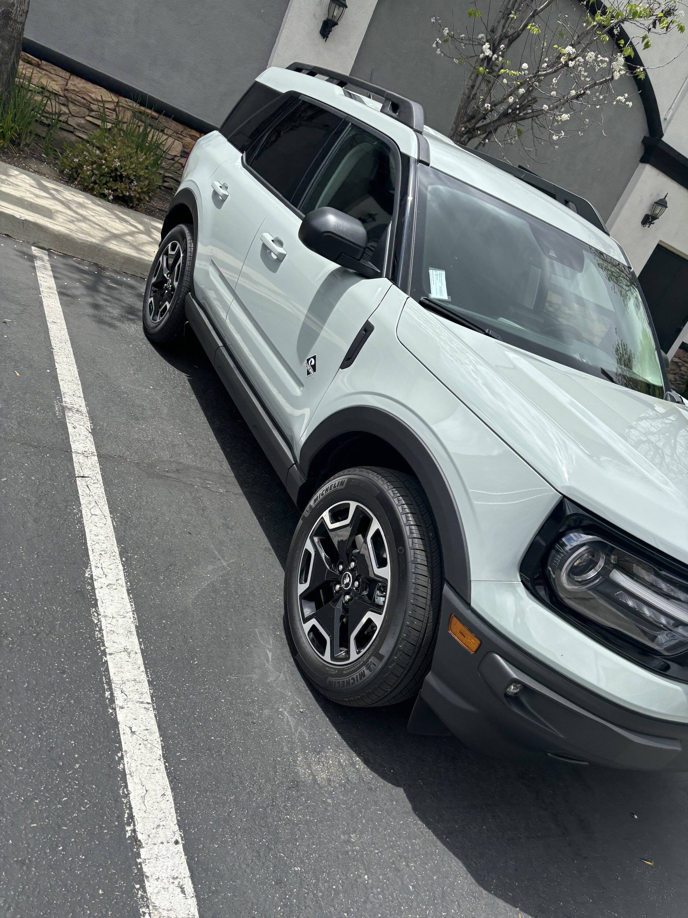 Ford Bronco Sport New Outer Banks wheels and tires 89C1B87A-1D69-4E94-97E6-26829E2F5064