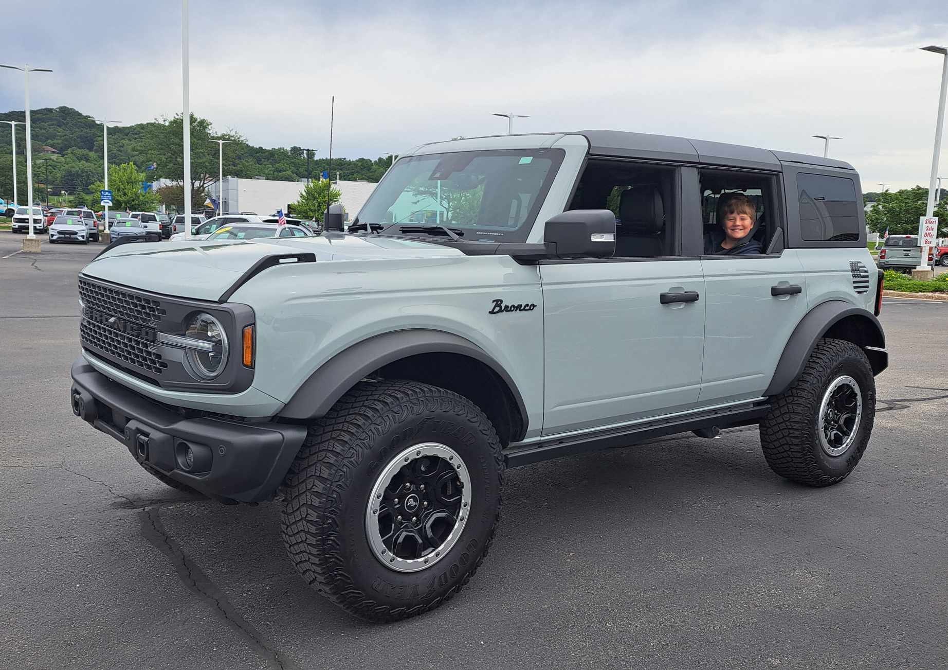 Ford Bronco Sport Would you trade in the Sport for the Big Bronco? Why or why not?? ec59fa9d-2248-4c7c-8507-dc7b8a84f15f