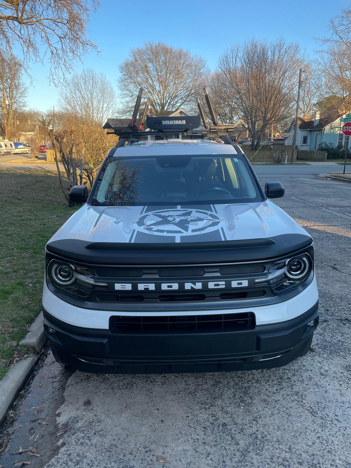 Ford Bronco Sport Crossbars for kayaks IMG_8656