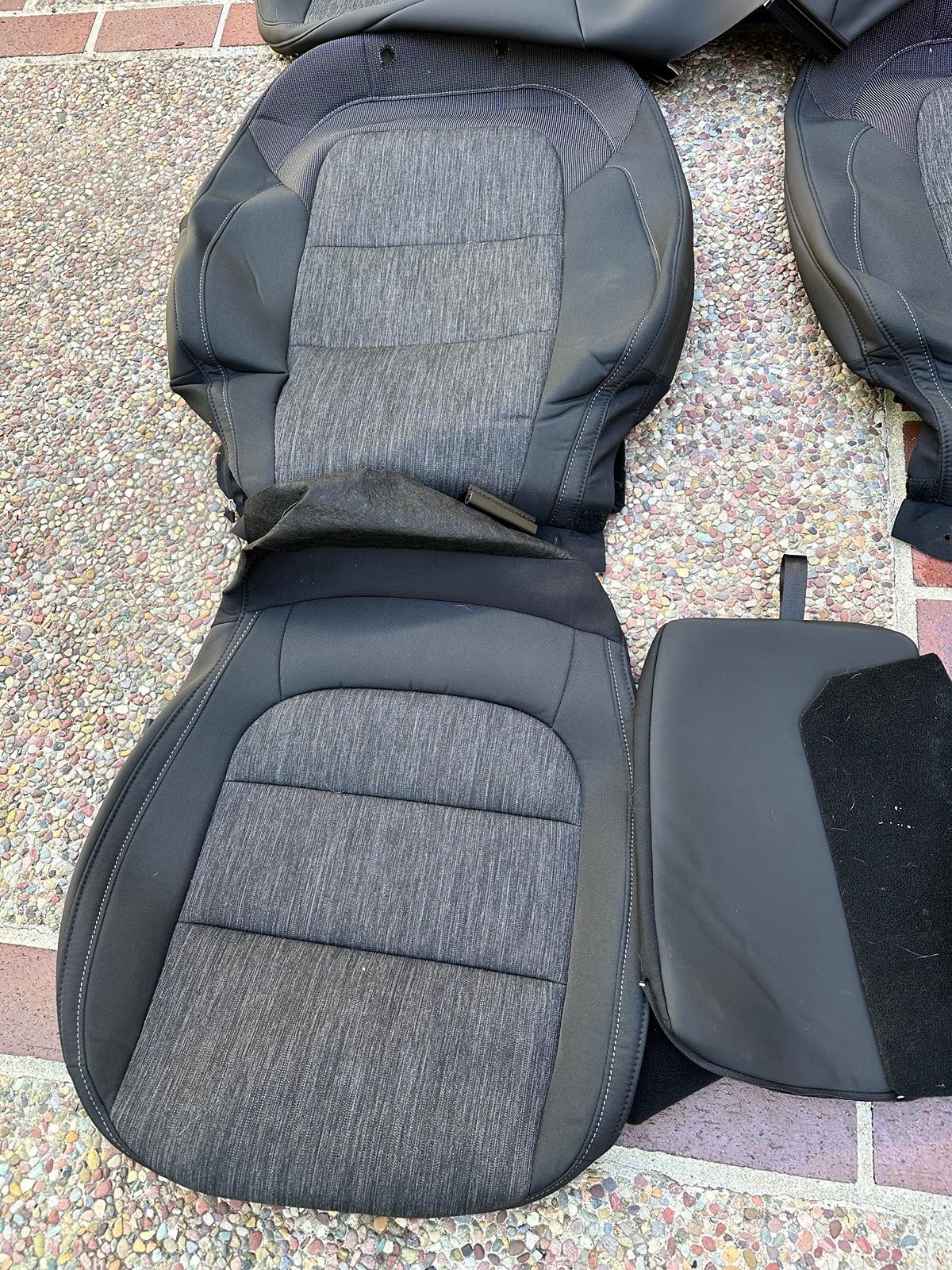 Ford Bronco Sport OEM Cloth Seat Cover 2021-2024 Ford Bronco Sport IMG_6577