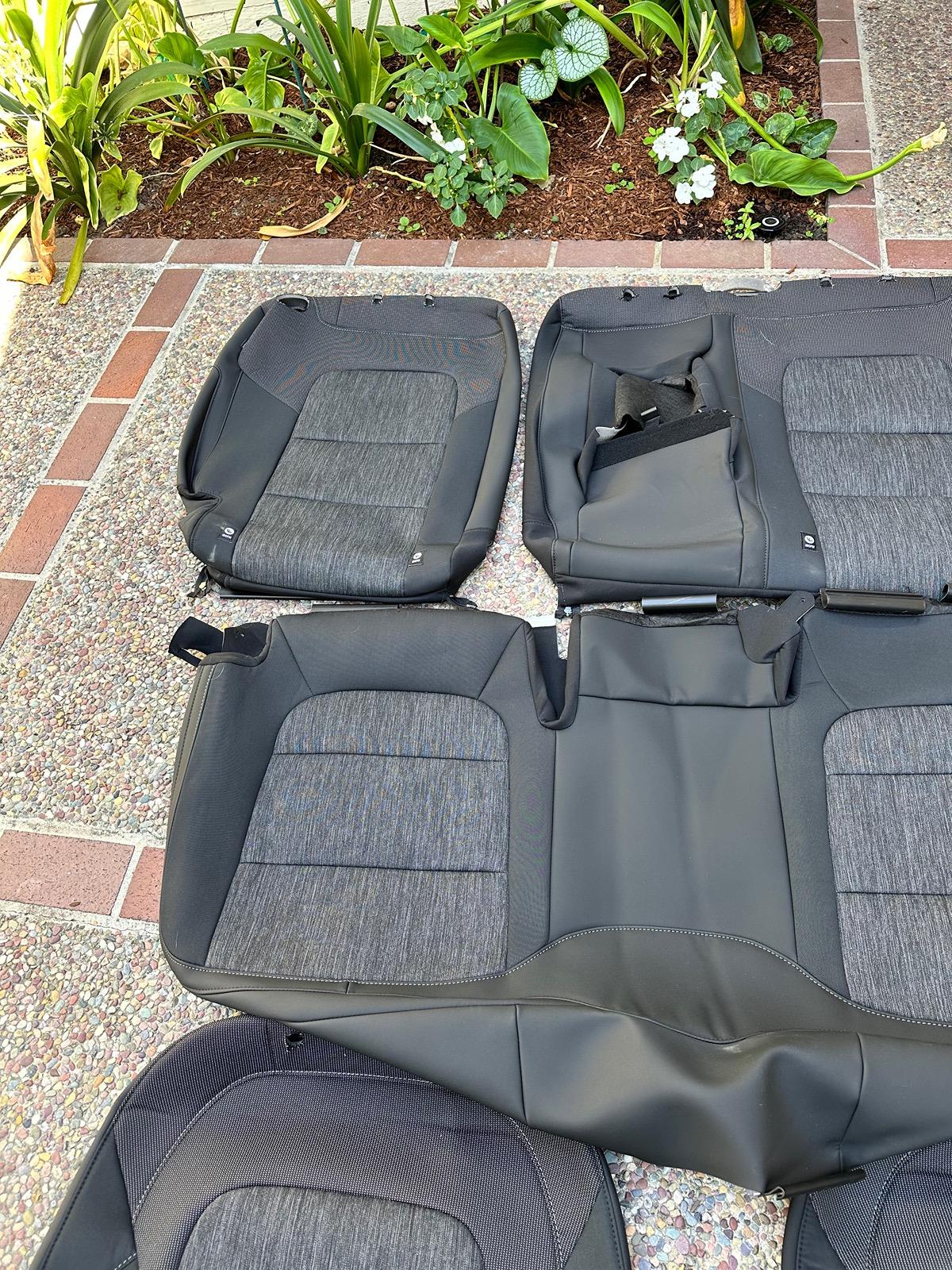 Ford Bronco Sport OEM Cloth Seat Cover 2021-2024 Ford Bronco Sport IMG_6578