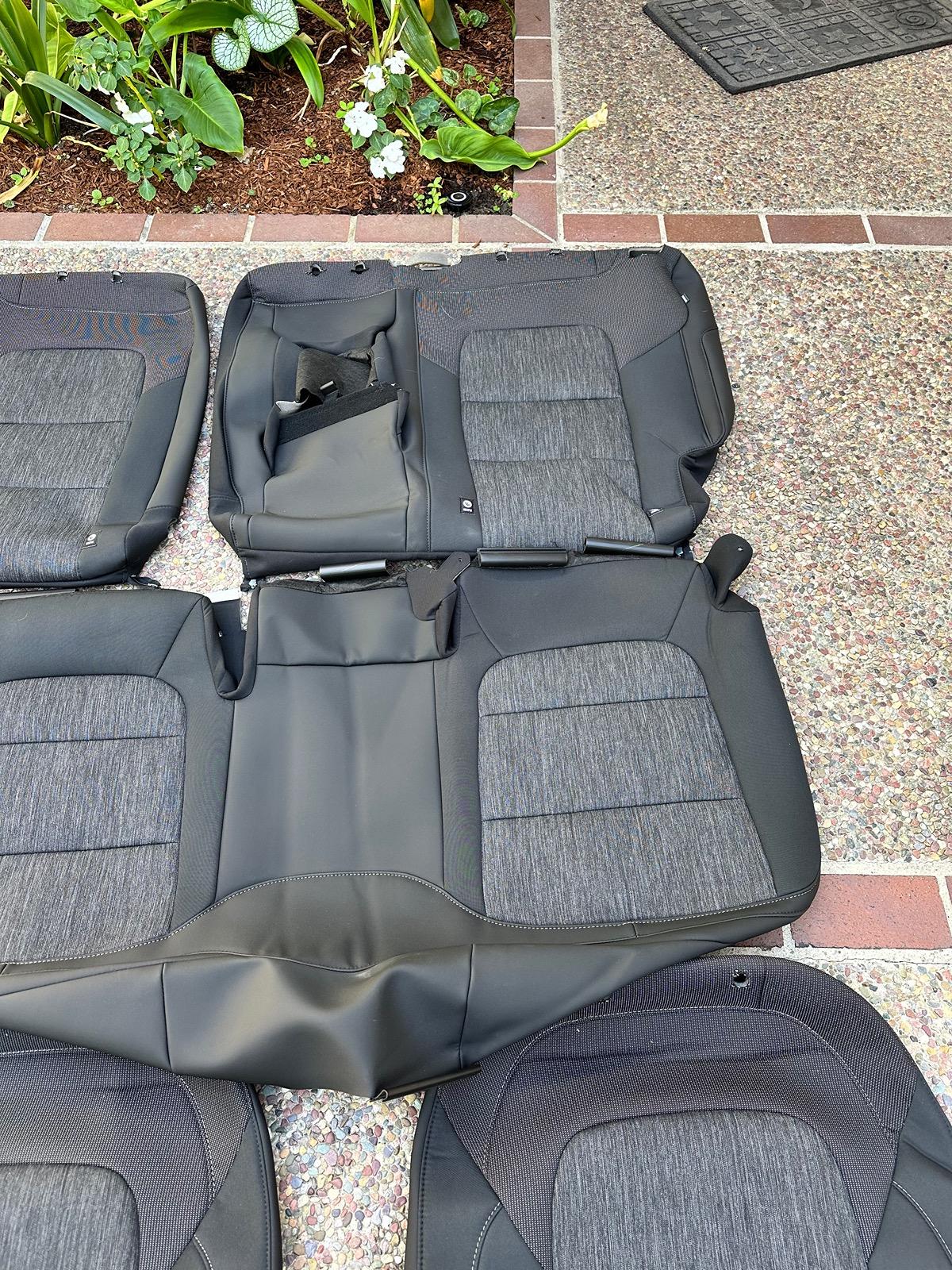 Ford Bronco Sport OEM Cloth Seat Cover 2021-2024 Ford Bronco Sport IMG_6579