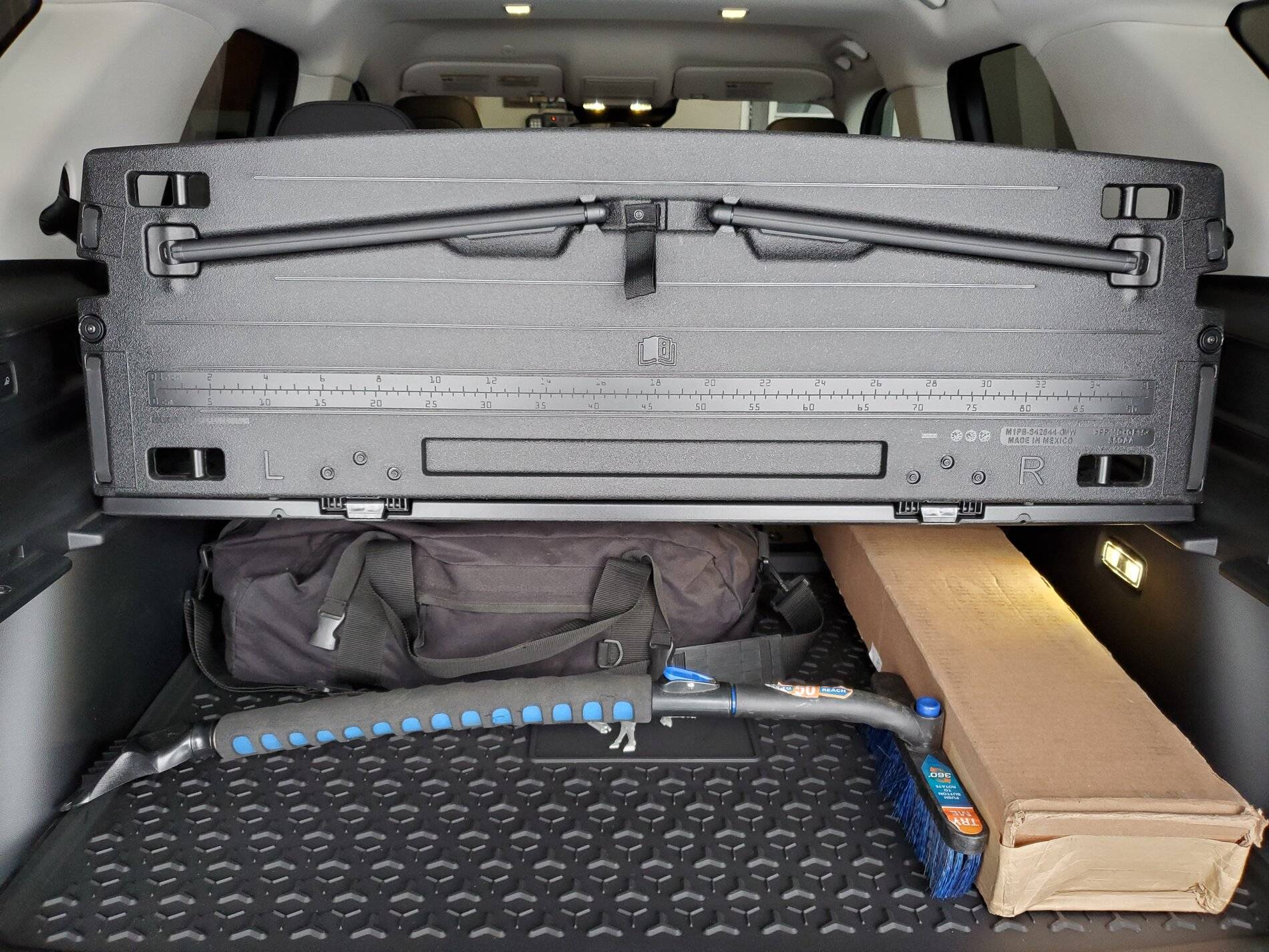 Ford Bronco Sport Cargo Mat scuffs easy 20201217_160012