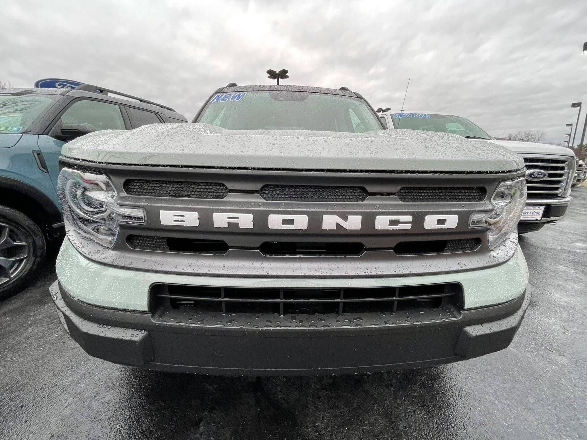 Ford Bronco Sport Area 51 vs Cactus Gray Bronco Sport side-by-side comparison Area 51 vs Cactus Gray Bronco Sport rainy day 8