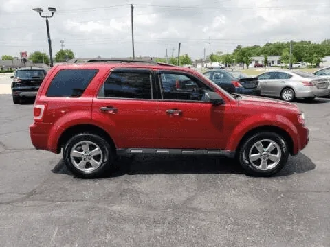 Ford Bronco Sport 2021 Bronco Sport Badlands vs. 2004 Escape XLT AWD: 1609680060205