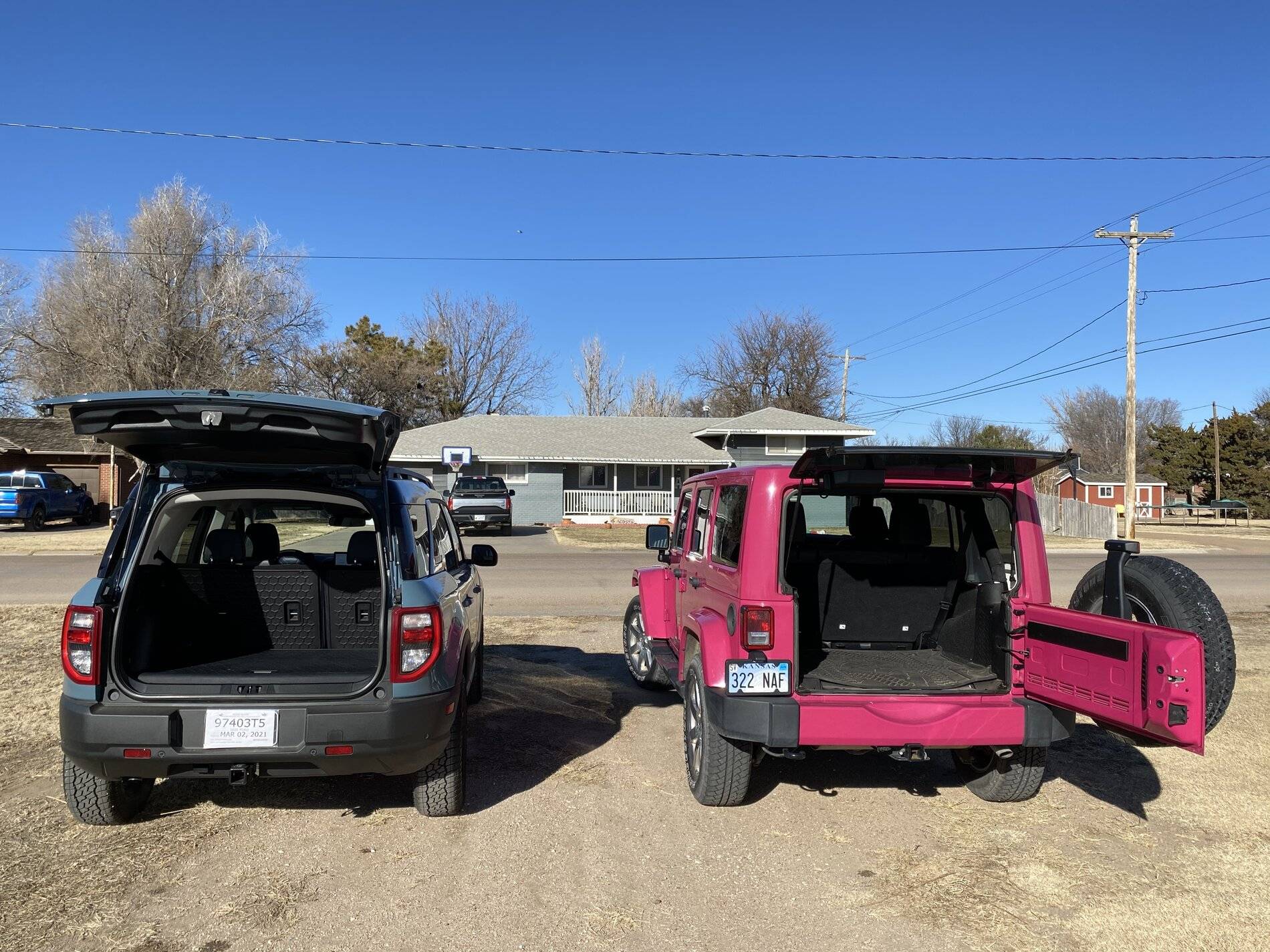 Ford Bronco Sport Bronco Sport Size Comparison to Jeep Wrangler JK + lots of pictures! 6D928C82-CAFD-4582-89AF-1FA56B5D53E1