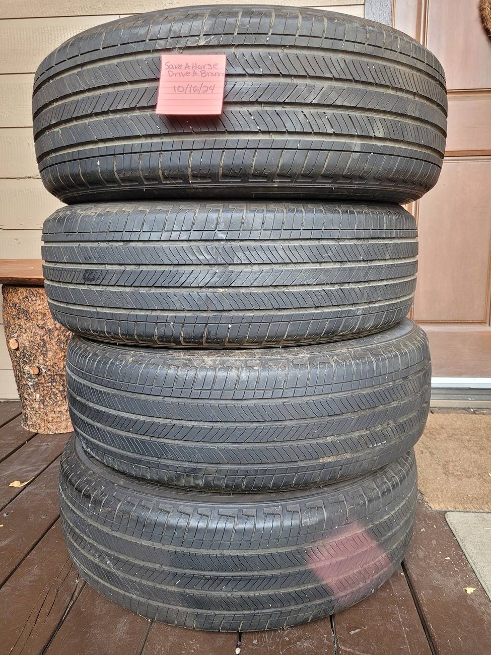 Ford Bronco Sport 2022 Outerbanks Stock Tires $200 obo 20241016_155143