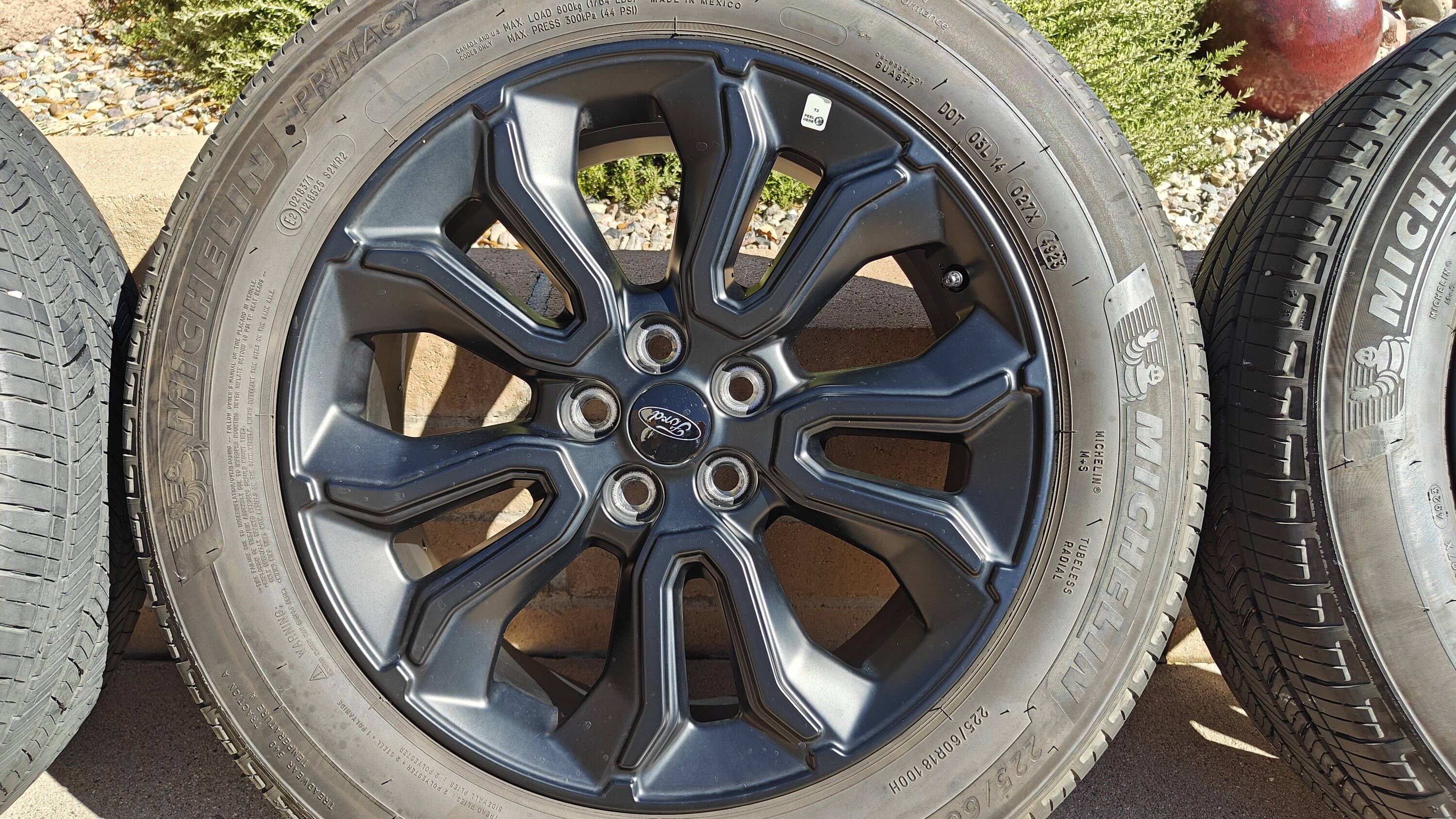 Ford Bronco Sport SOLD: 2024 Satin Black BAP 18" Wheels w/ Caps and Michelin Primacy 225/60 R18 Tires $900 IMG20241109110826