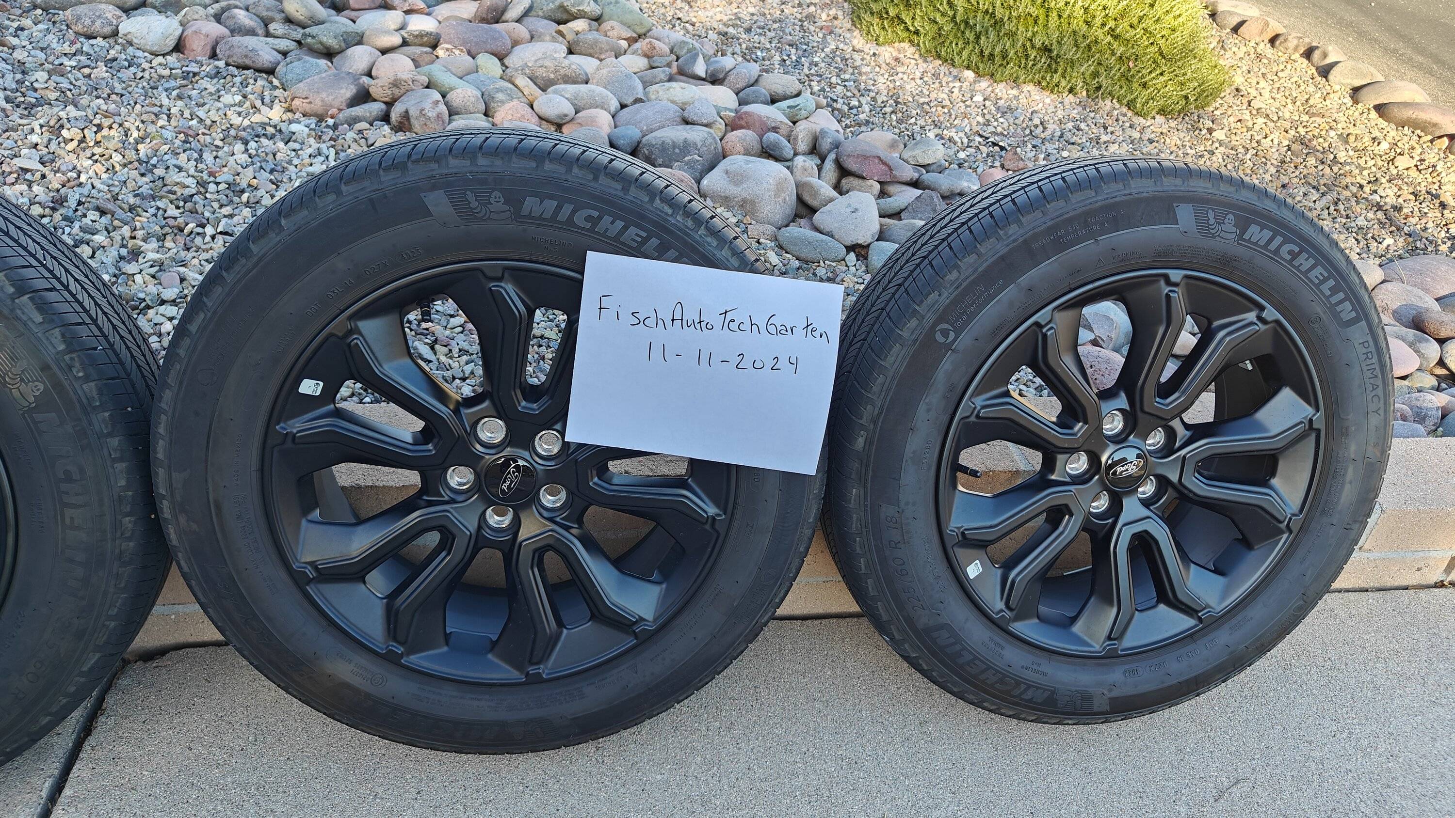 Ford Bronco Sport SOLD: 2024 Satin Black BAP 18" Wheels w/ Caps and Michelin Primacy 225/60 R18 Tires $900 IMG20241111154210