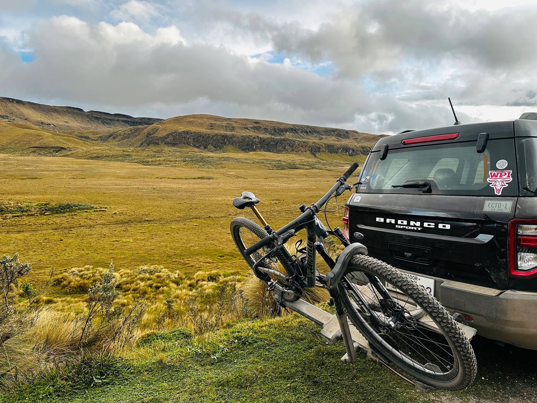 Ford Bronco Sport Bike racks IMG_6220