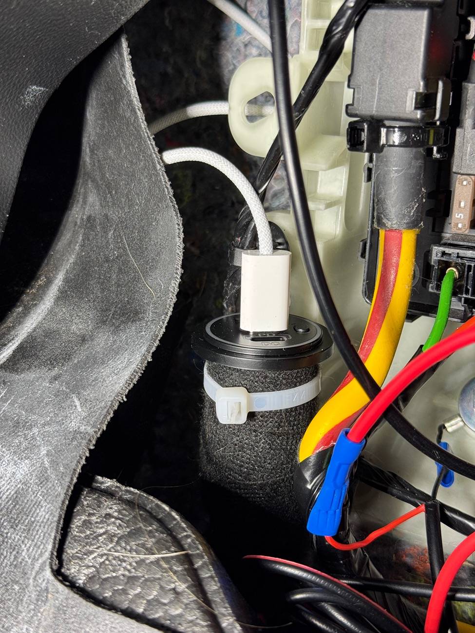 Ford Bronco Sport MagSafe OEM wireless charger replacement IMG_4030