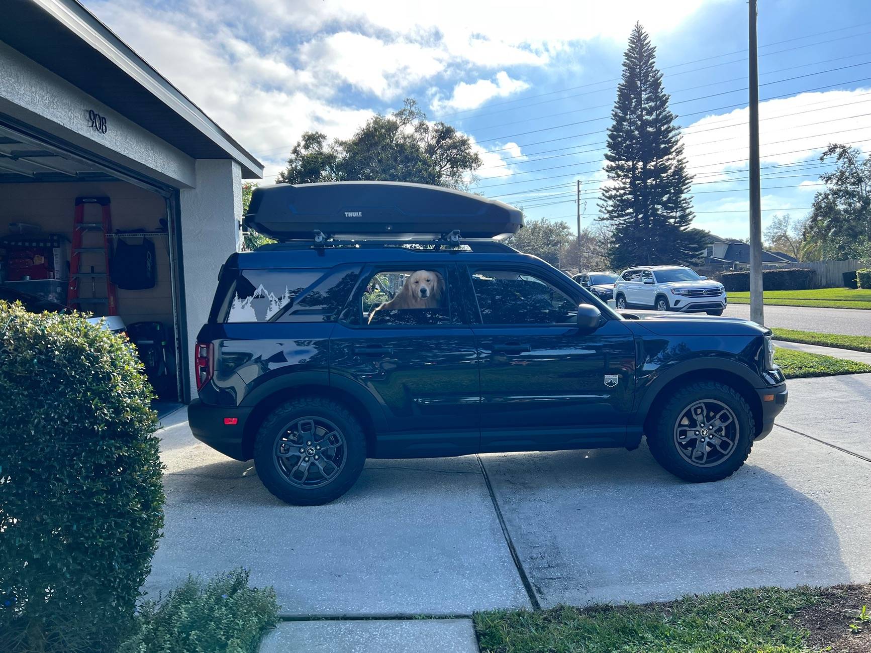 Ford Bronco Sport Merry Christmas Eve! IMG_2987