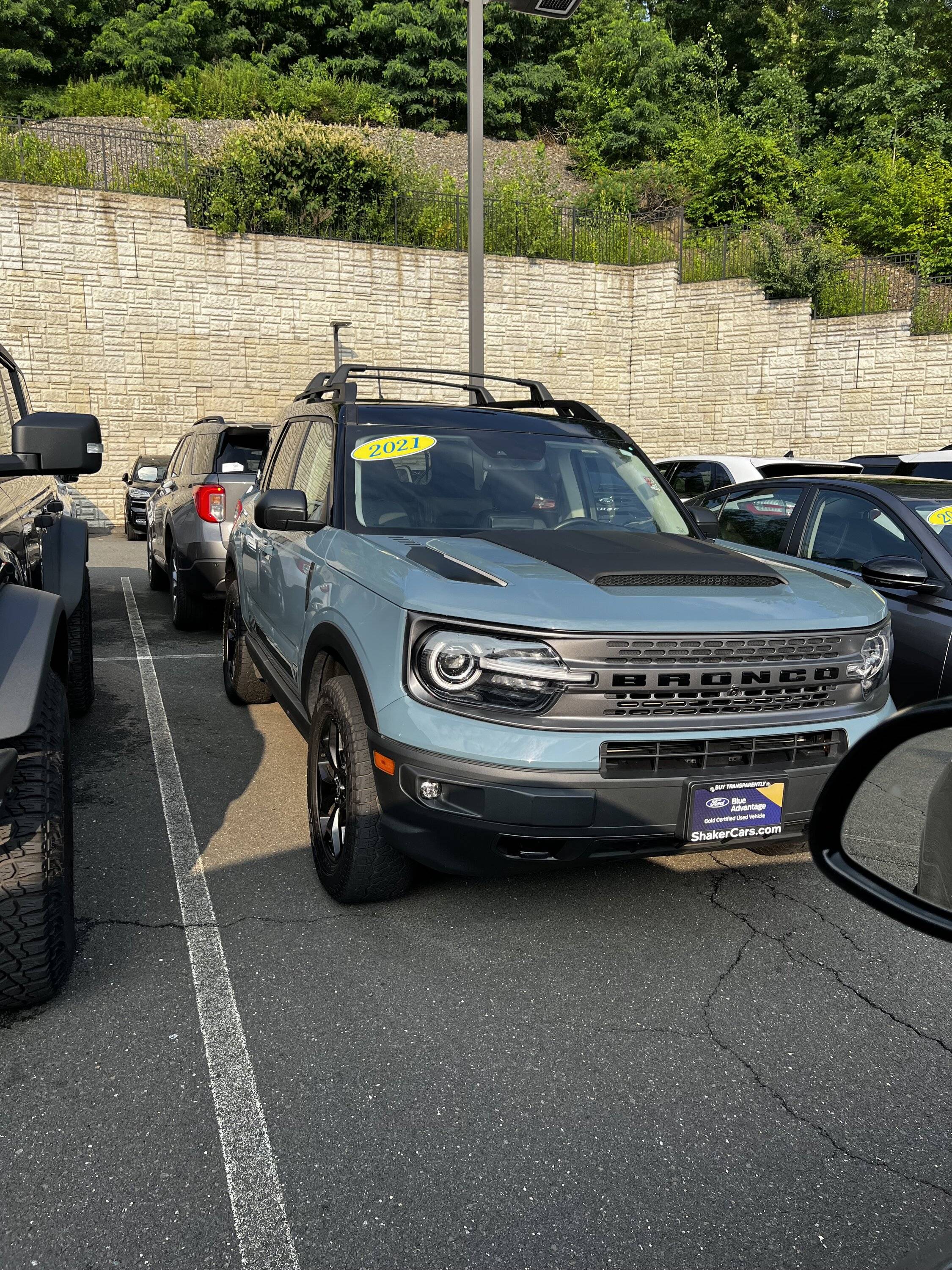 Ford Bronco Sport FS:  OEM Roof Cross Rails in CT IMG_3401