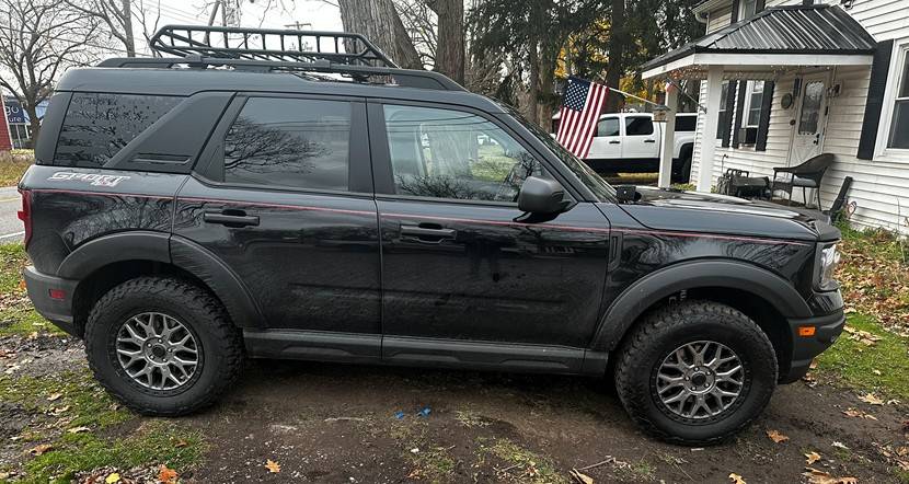 Ford Bronco Sport Installed Underground Graphics Hockey Sticks Tilli_11-24
