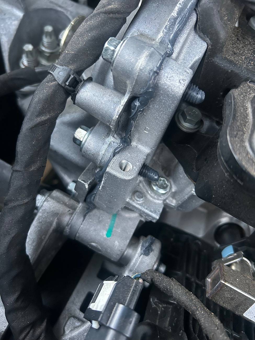 Ford Bronco Sport Ford Bronco 1.5 liter engine and transmission leak. IMG_6756