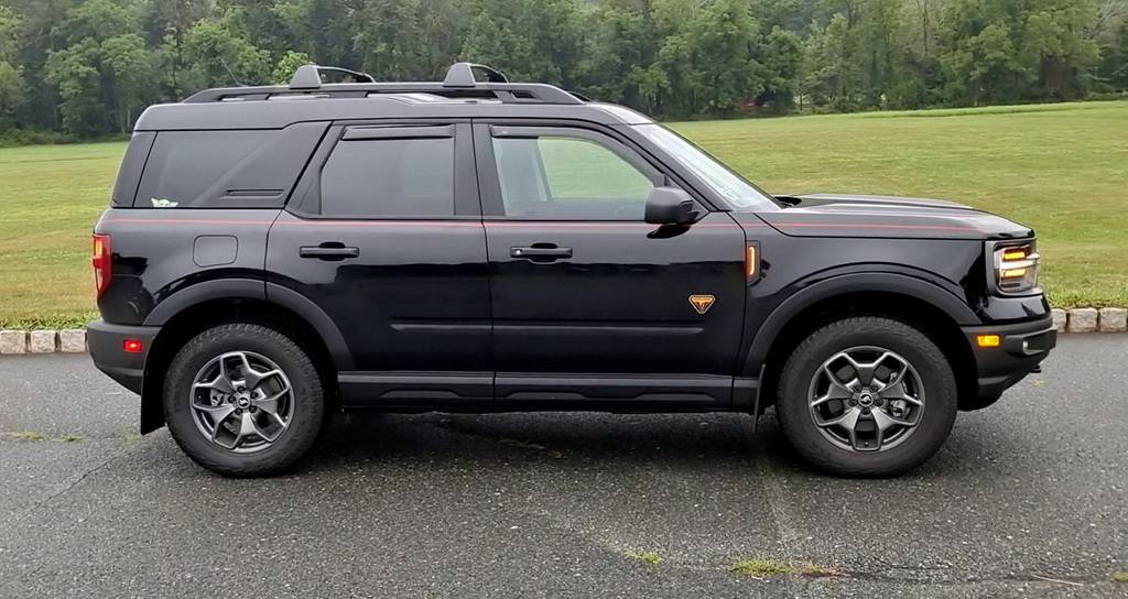 Ford Bronco Sport FAVORITE WHEELS 20240809-055345_DZG amber turn signal_mirror