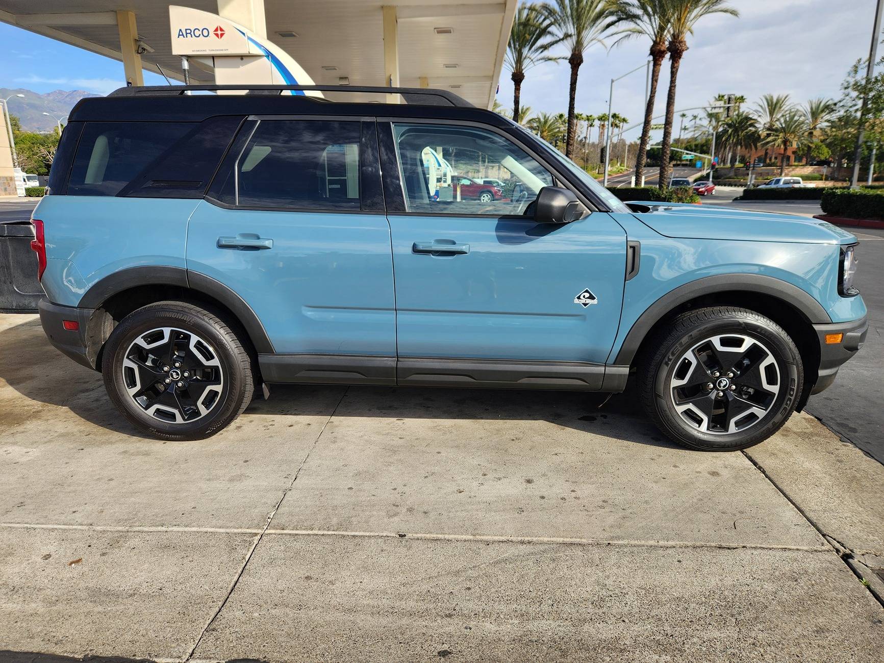 Ford Bronco Sport 2021 outer banks 18" wheels and like New condition tires $300.00 20250208_142601