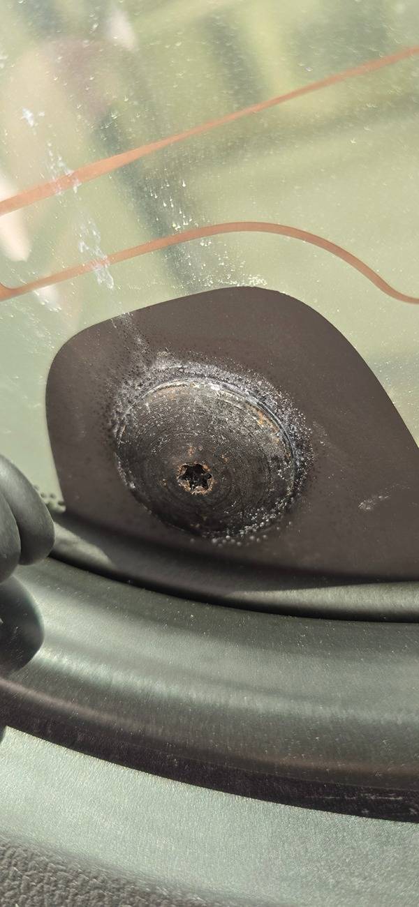 Ford Bronco Sport Rear Hatch Leak 20250303_150334